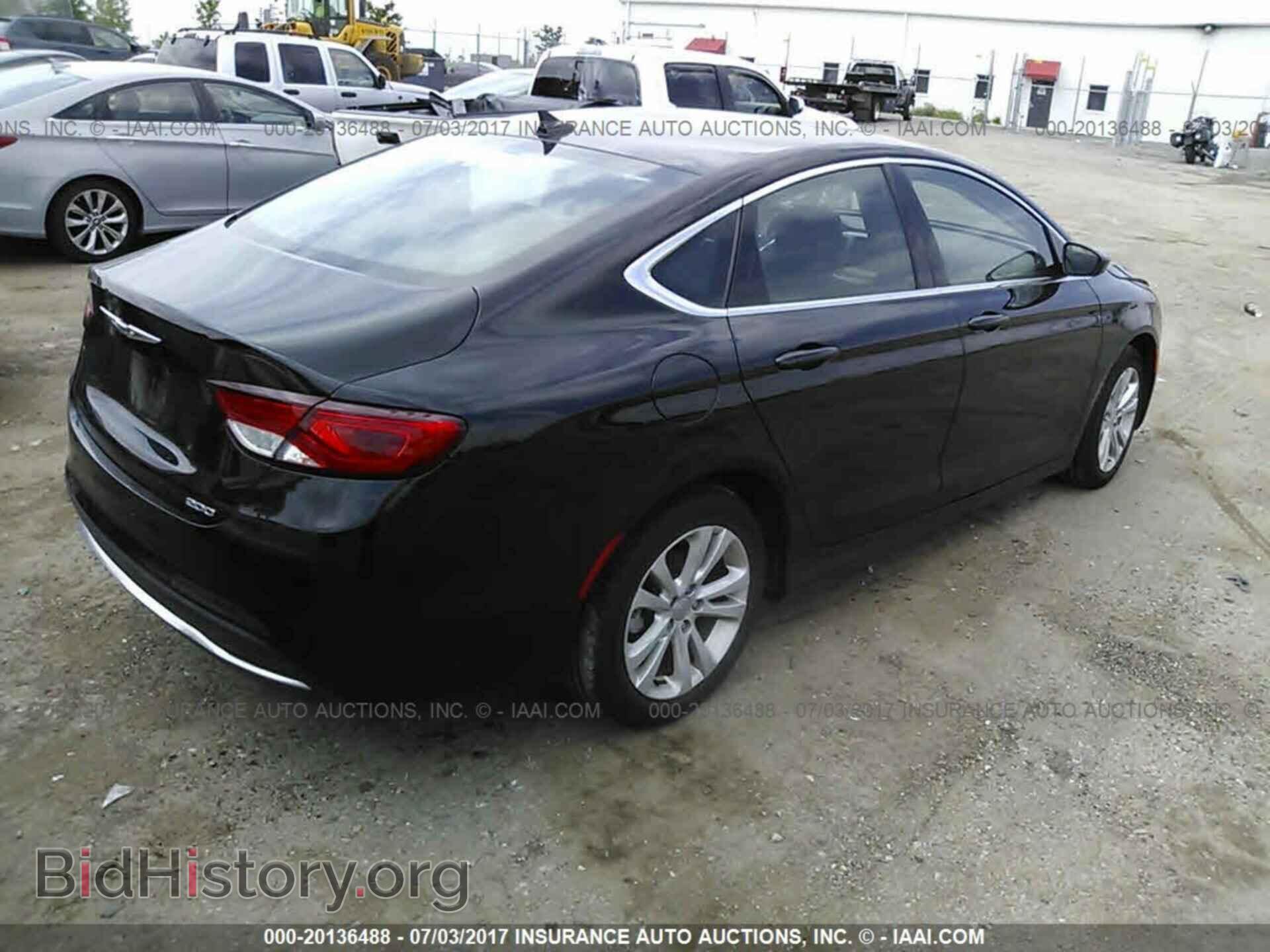 2016 Chrysler 200 - VIN: 1C3CCCABXGN128155 - Photo 4