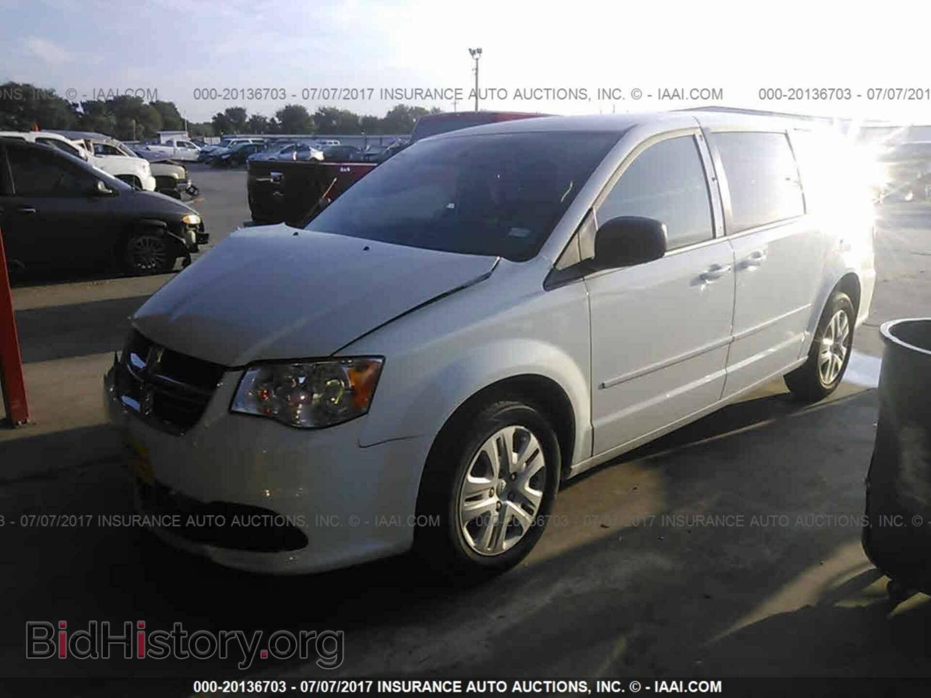 2017 Dodge Grand caravan - VIN: 2C4RDGBG6HR701903 - Фото 2