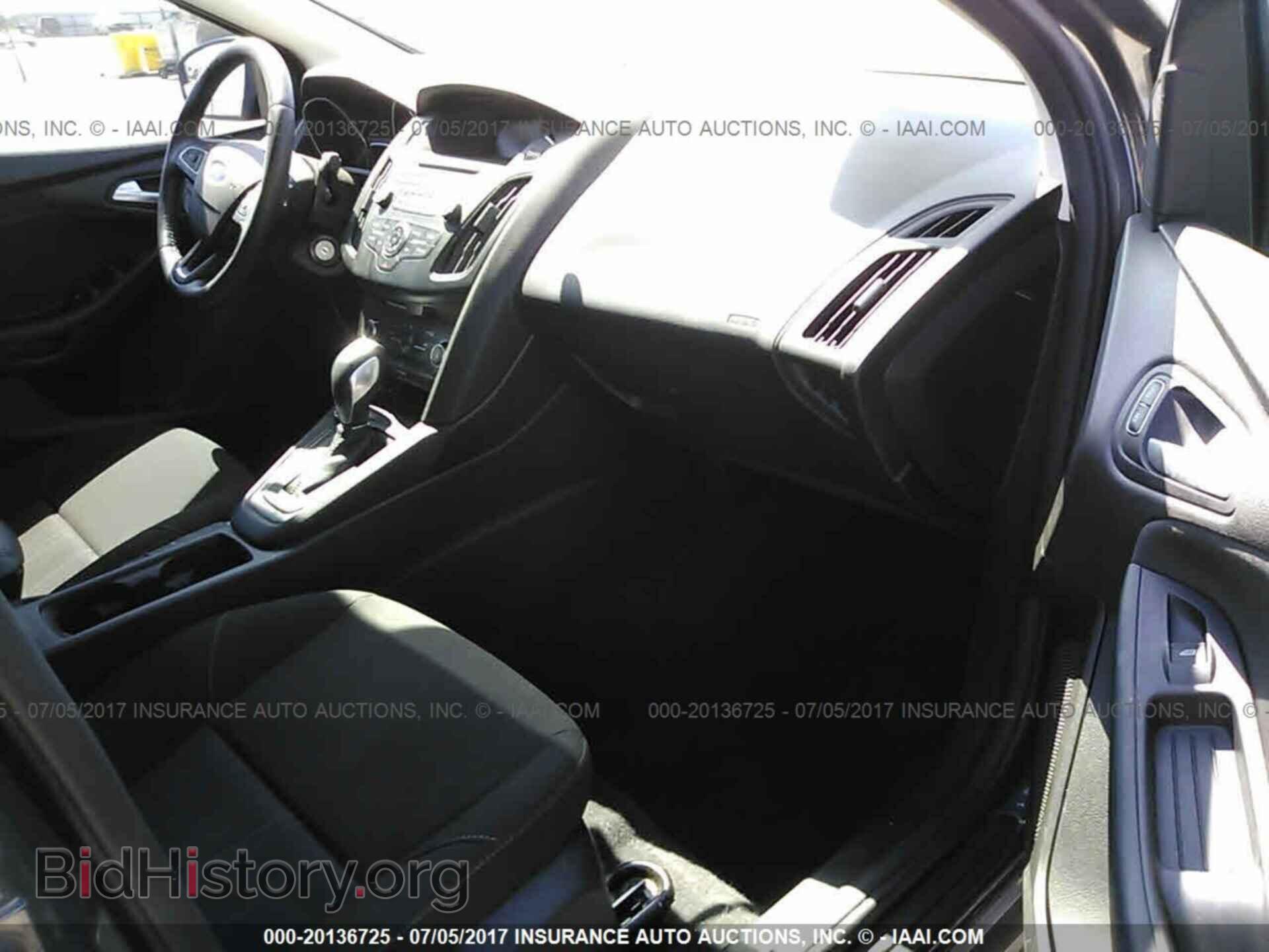 2015 Ford Focus - VIN: 1FADP3F23FL313564 - Photo 5