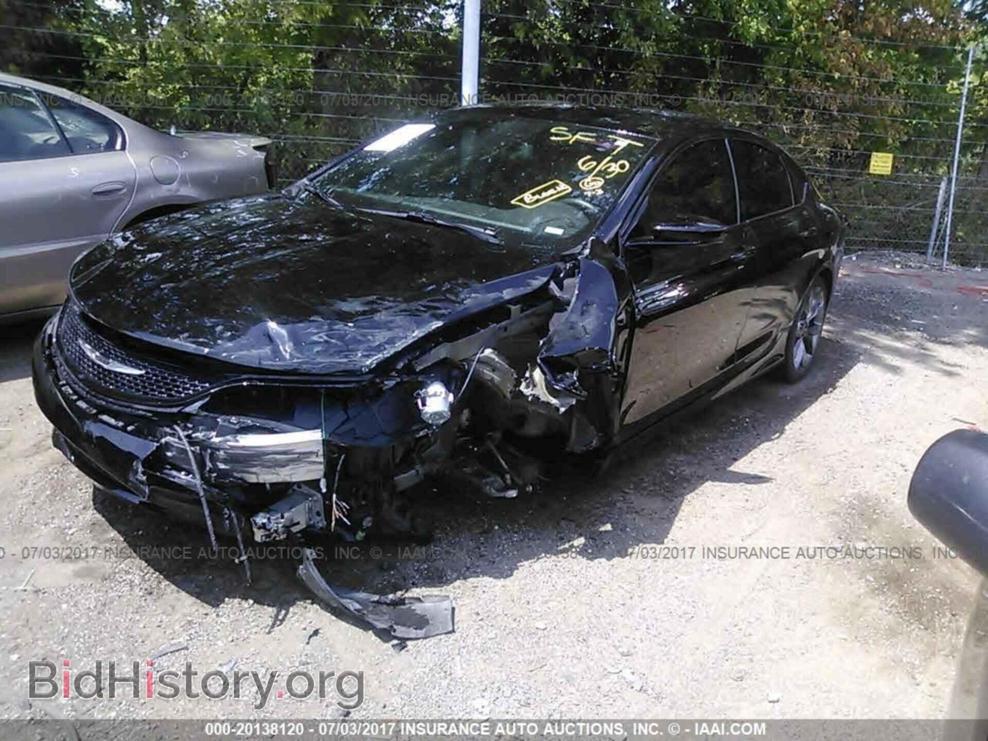 2016 Chrysler 200 - VIN: 1C3CCCBB7GN144828 - Photo 2