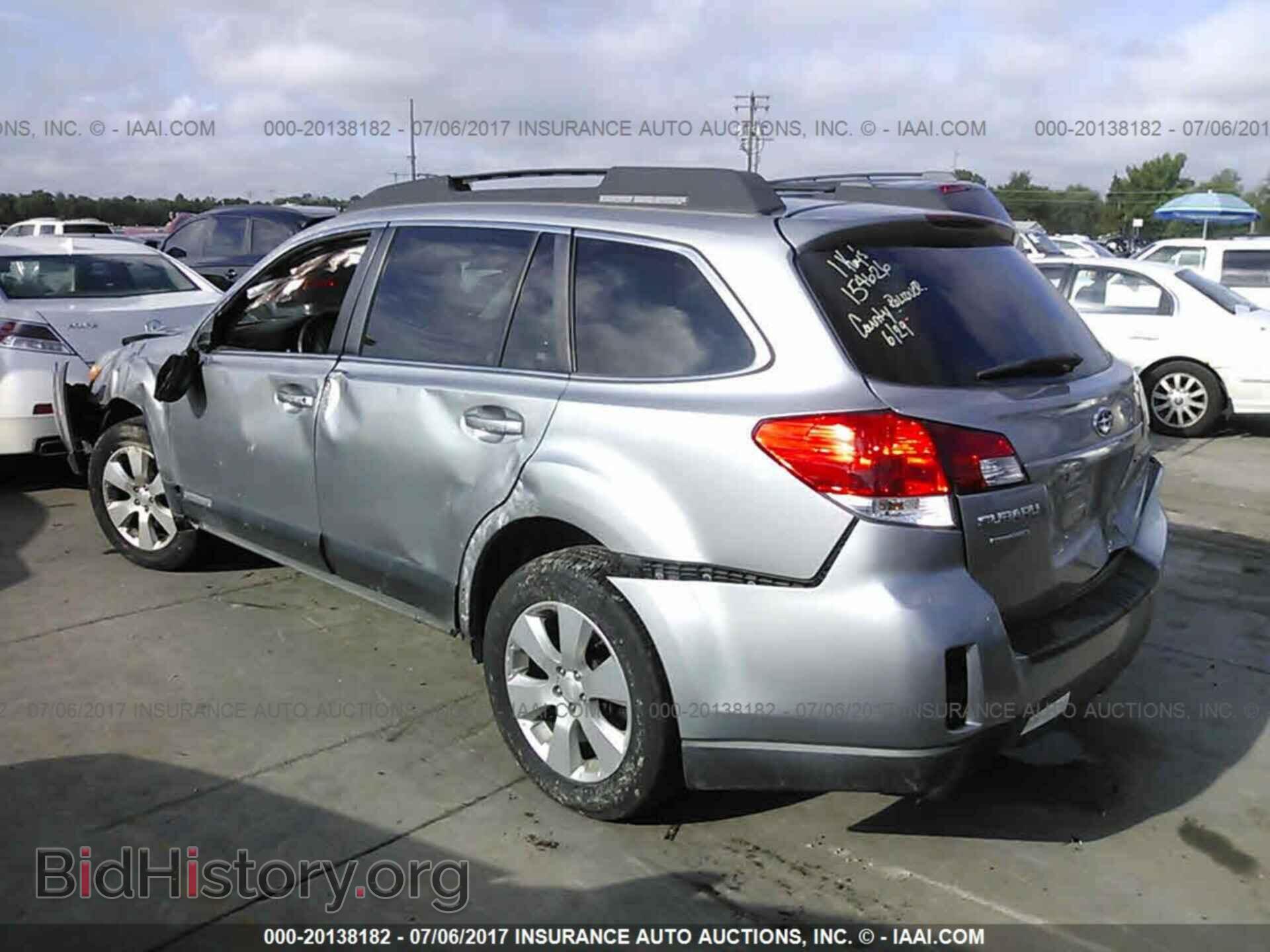 2011 Subaru Outback - VIN: 4S4BRCCC6B3354768 - Фото 3
