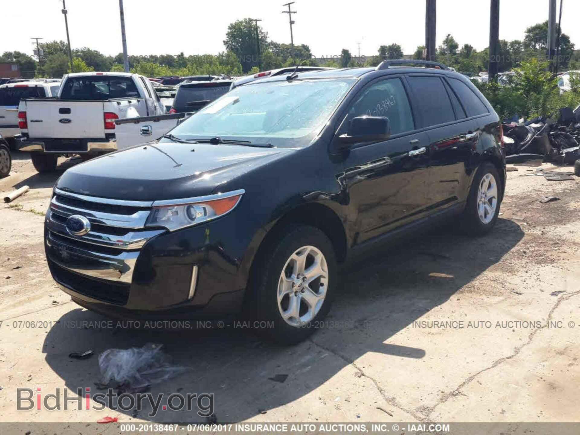 2011 Ford Edge - VIN: 2FMDK4JC0BBA64046 - Photo 2