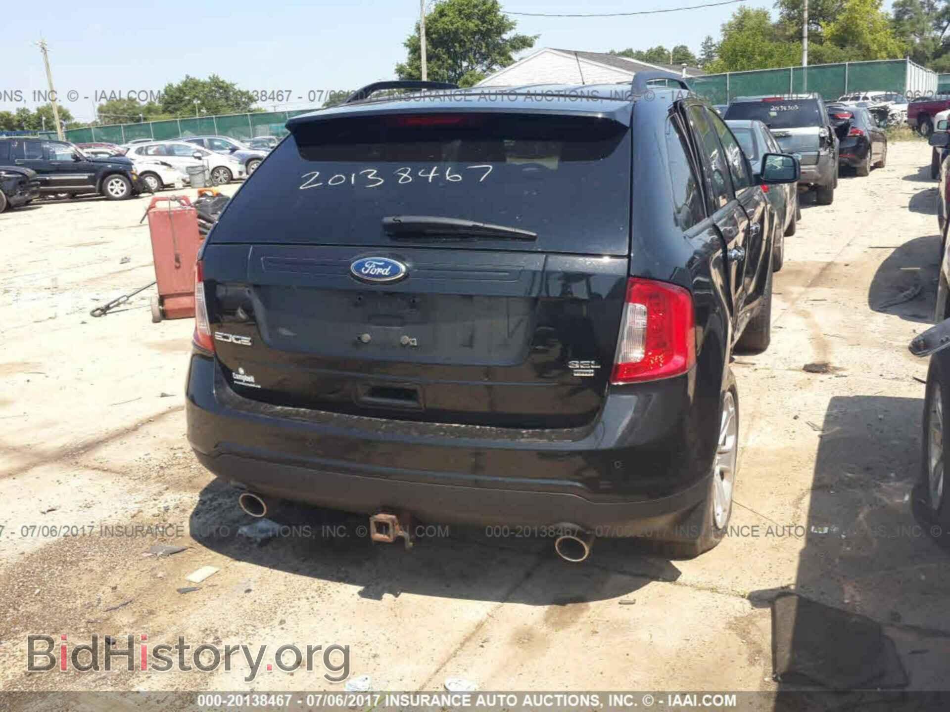 2011 Ford Edge - VIN: 2FMDK4JC0BBA64046 - Photo 4