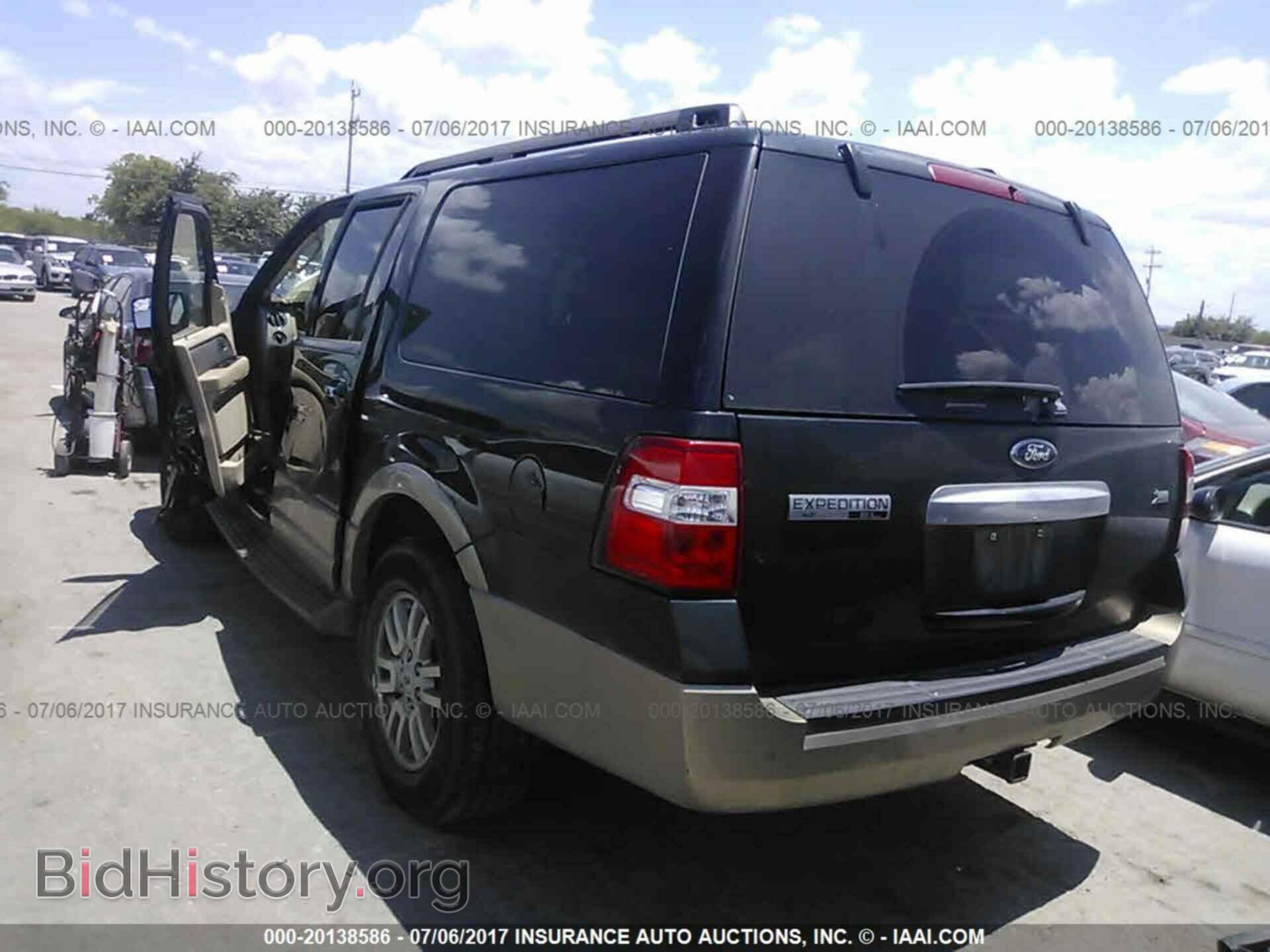 2014 Ford Expedition - VIN: 1FMJK1H50EEF23092 - Фото 3