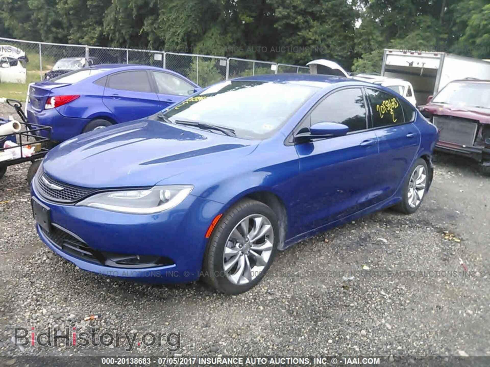 2015 Chrysler 200 - VIN: 1C3CCCBB7FN537324 - Photo 2