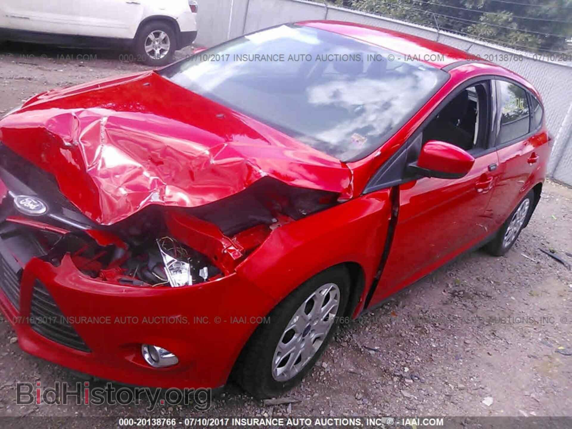 2012 Ford Focus - VIN: 1FAHP3K21CL197154 - Фото 2