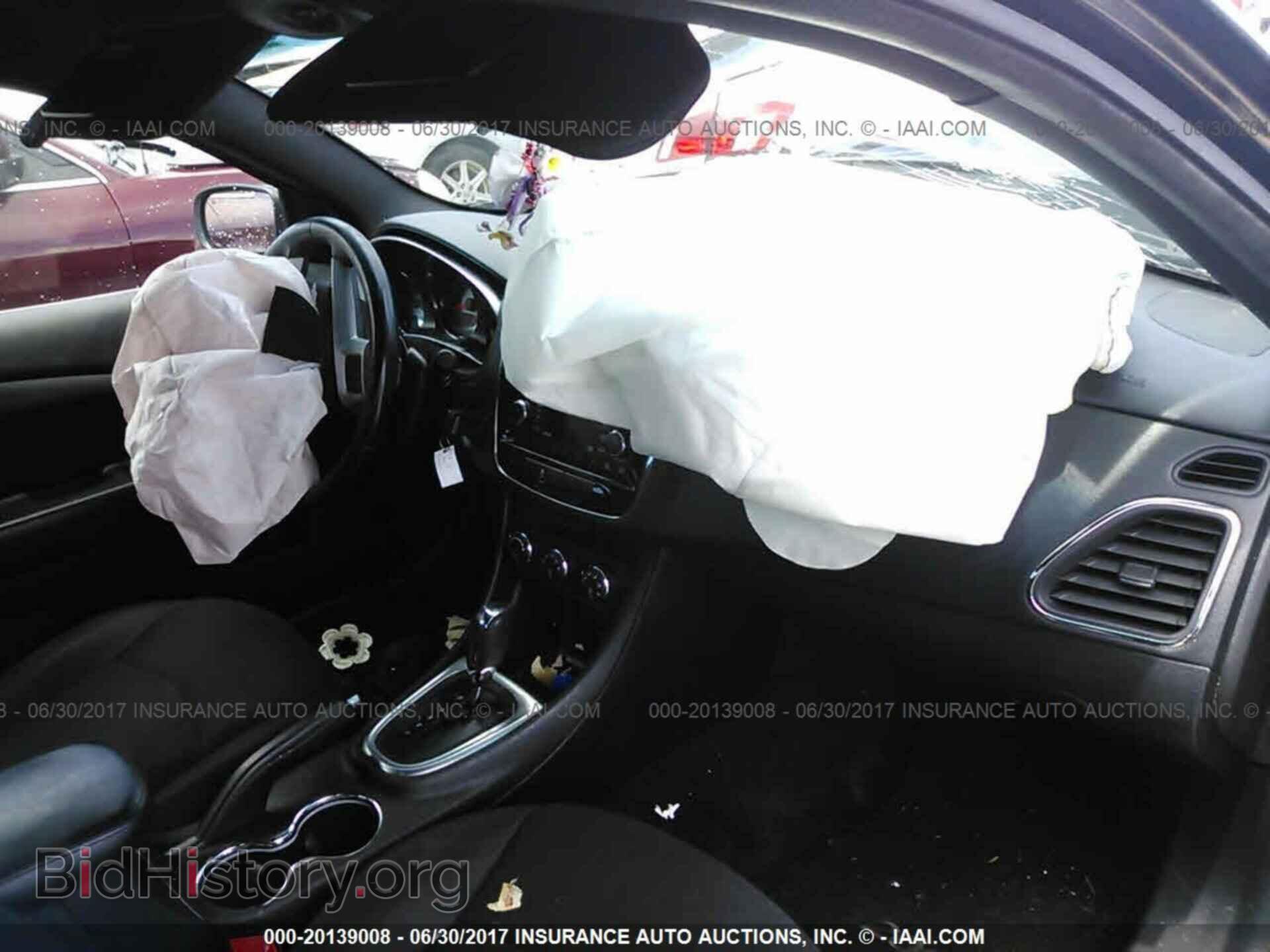 2013 Chrysler 200 - VIN: 1C3CCBBB3DN571591 - Фото 5