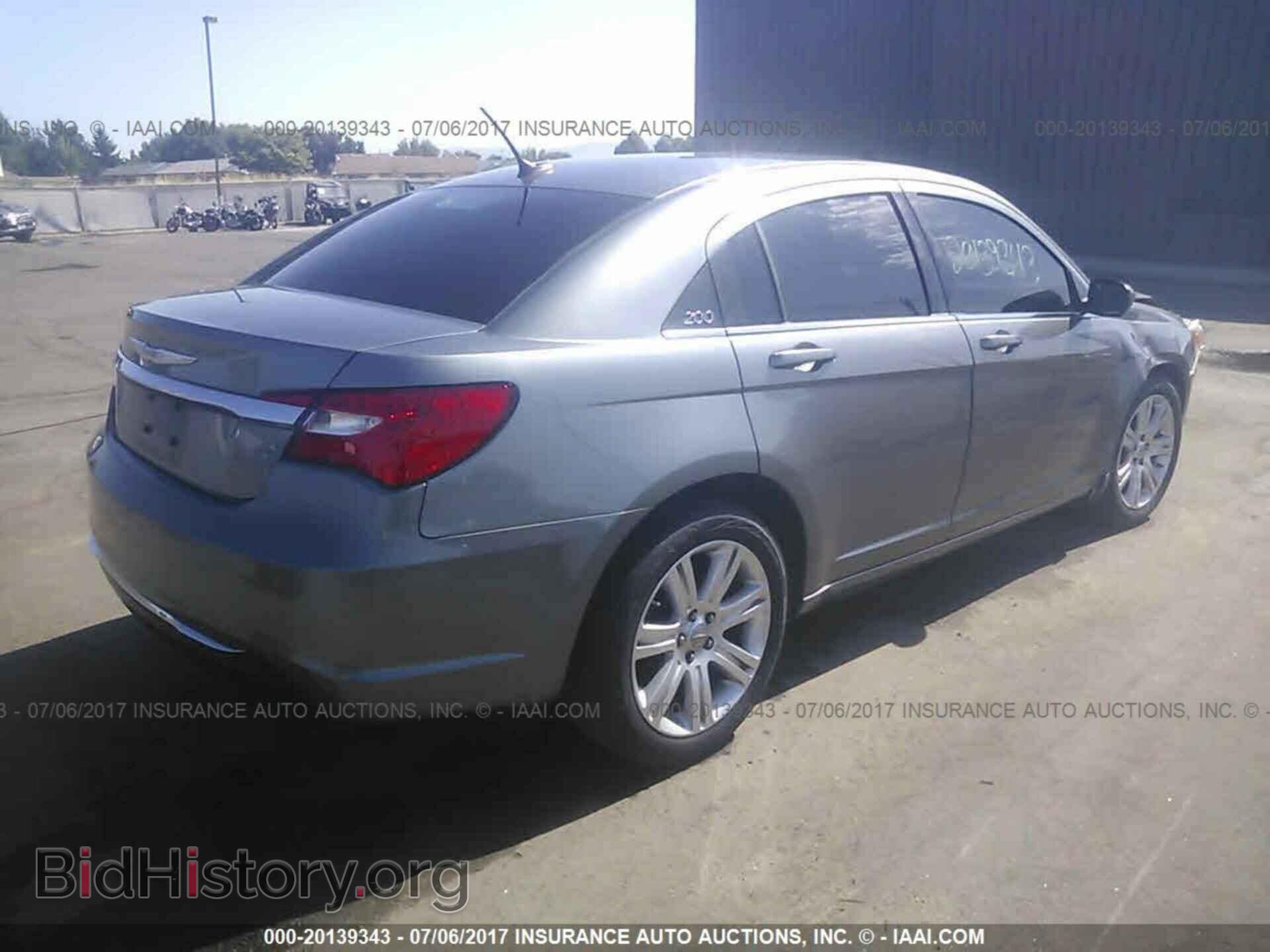 2011 Chrysler 200 - VIN: 1C3BC1FB8BN612780 - Photo 4