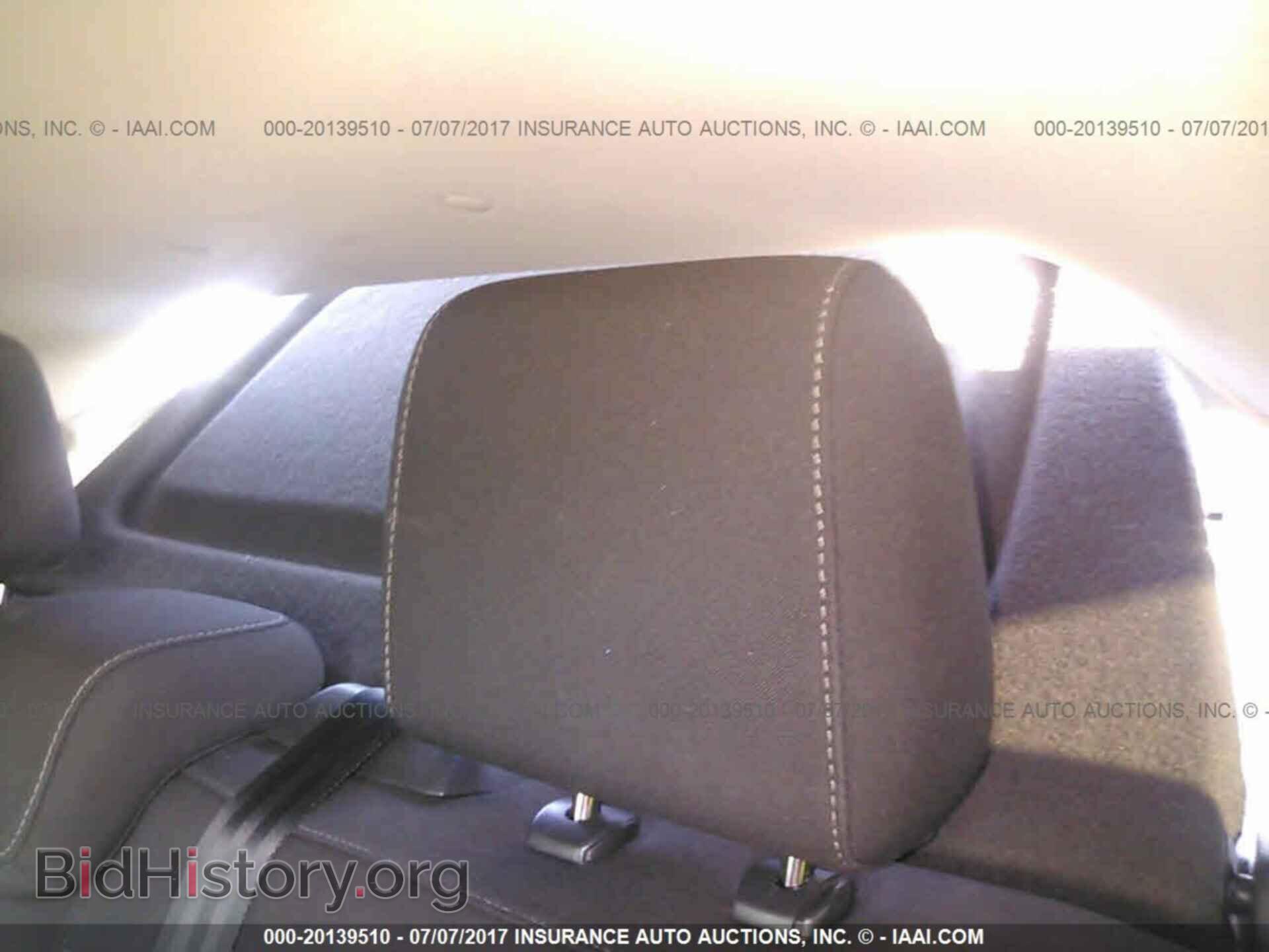 2015 Ford Focus - VIN: 1FADP3K26FL244102 - Photo 8