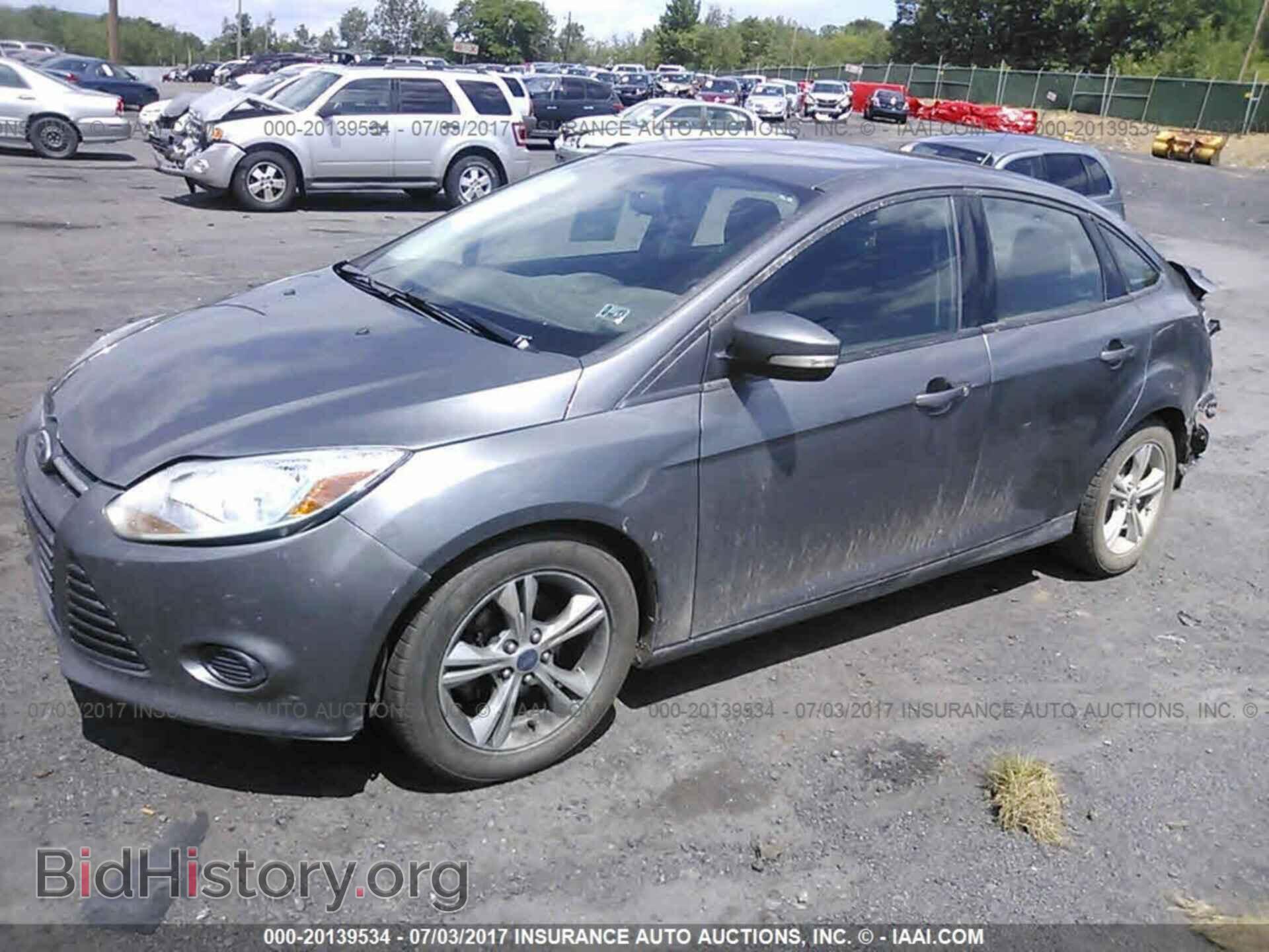 2013 Ford Focus - VIN: 1FADP3F21DL368074 - Фото 2