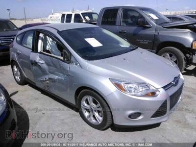 2014 Ford FOCUS, silver — VIN 1FADP3K28EL163732, IAAI
