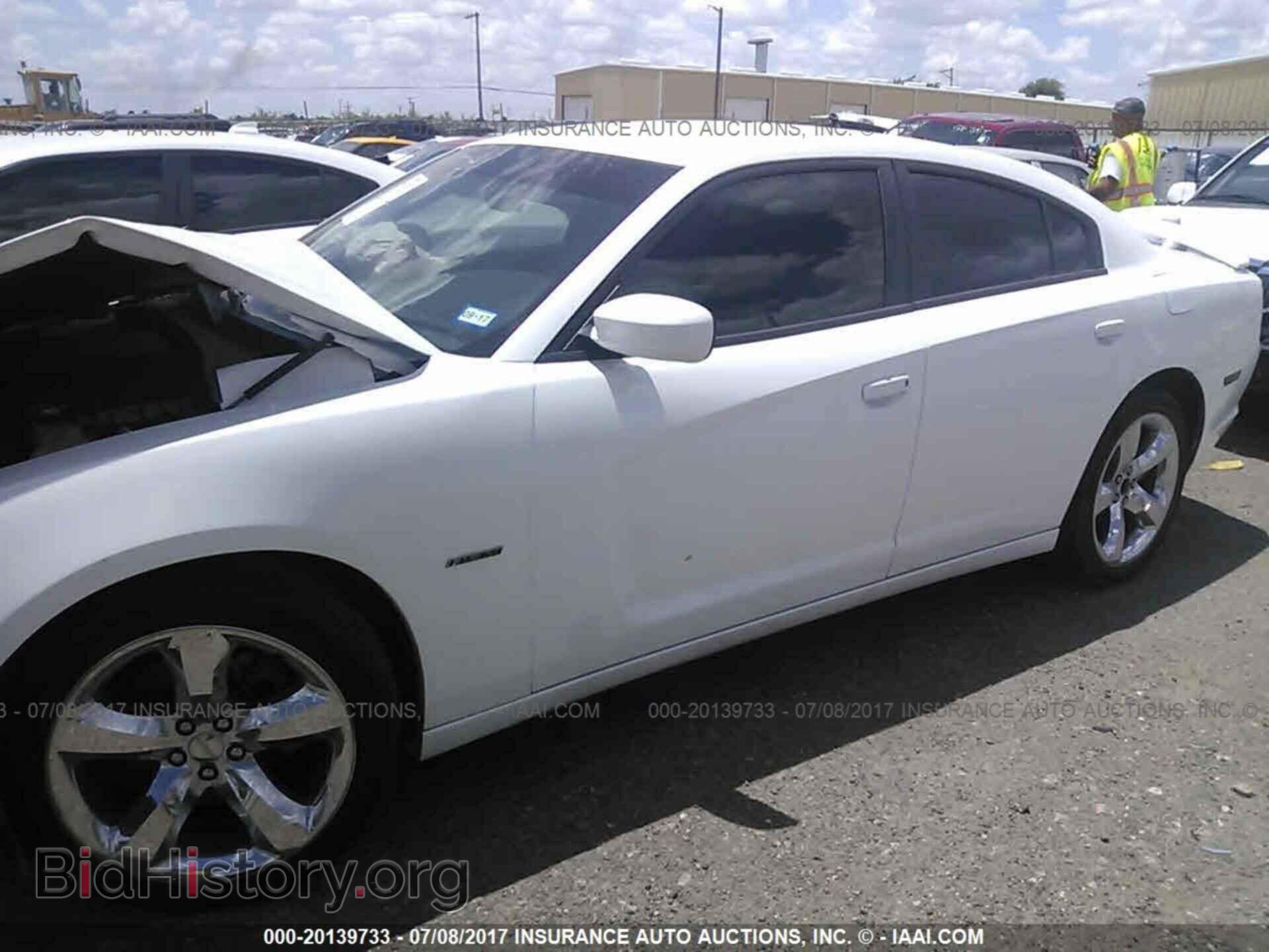 2013 Dodge Charger - VIN: 2C3CDXCT5DH549957 - Photo 2