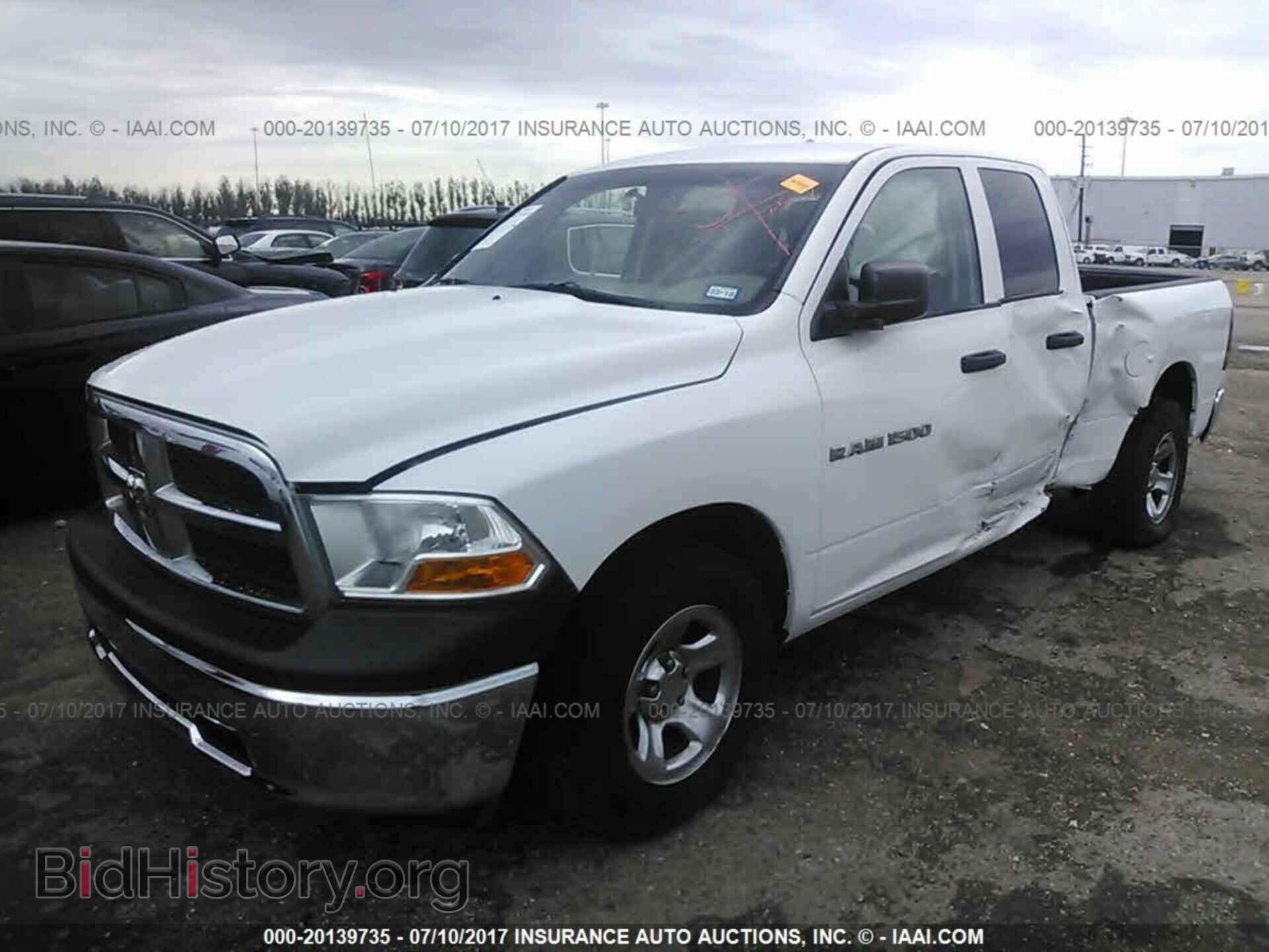 2011 Dodge Ram 1500 - VIN: 1D7RB1GP4BS570297 - Фото 2
