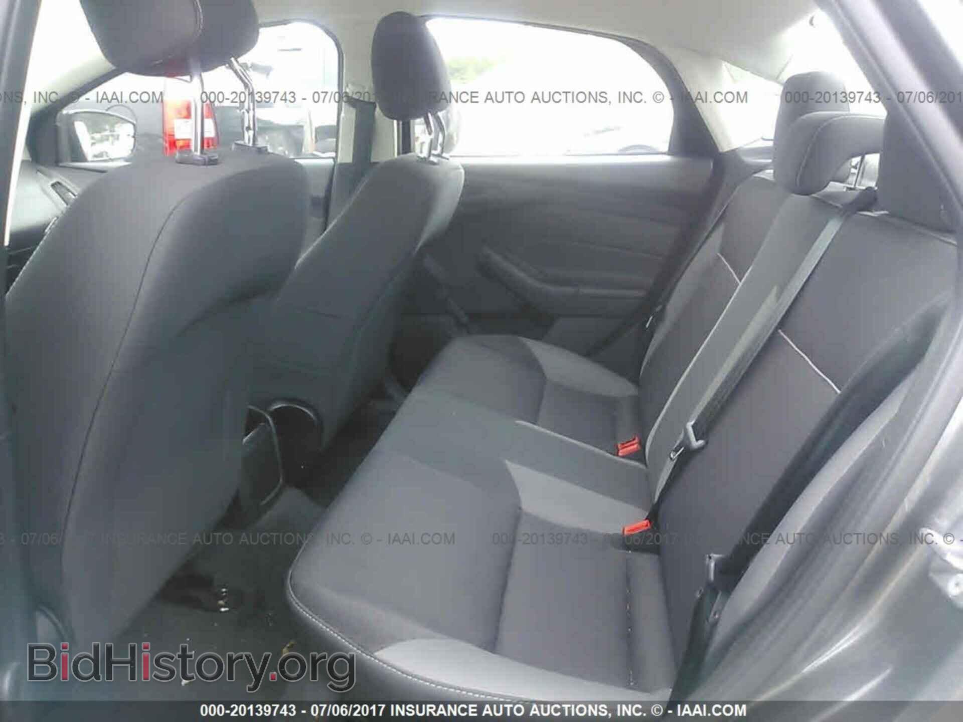2014 Ford Focus - VIN: 1FADP3E25EL361101 - Photo 8