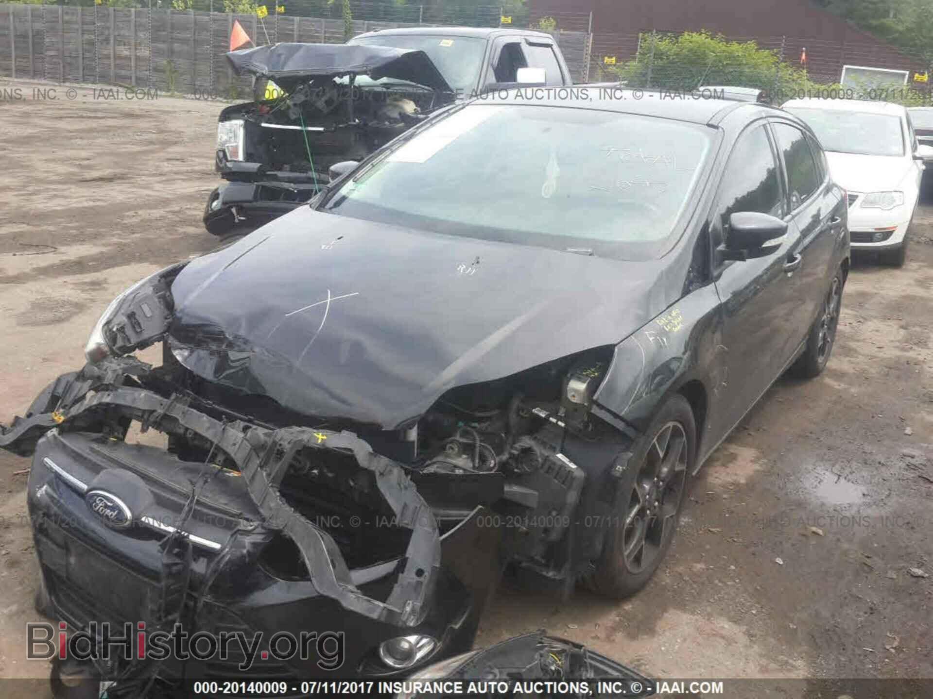 2014 Ford Focus - VIN: 1FADP3K21EL125615 - Фото 2