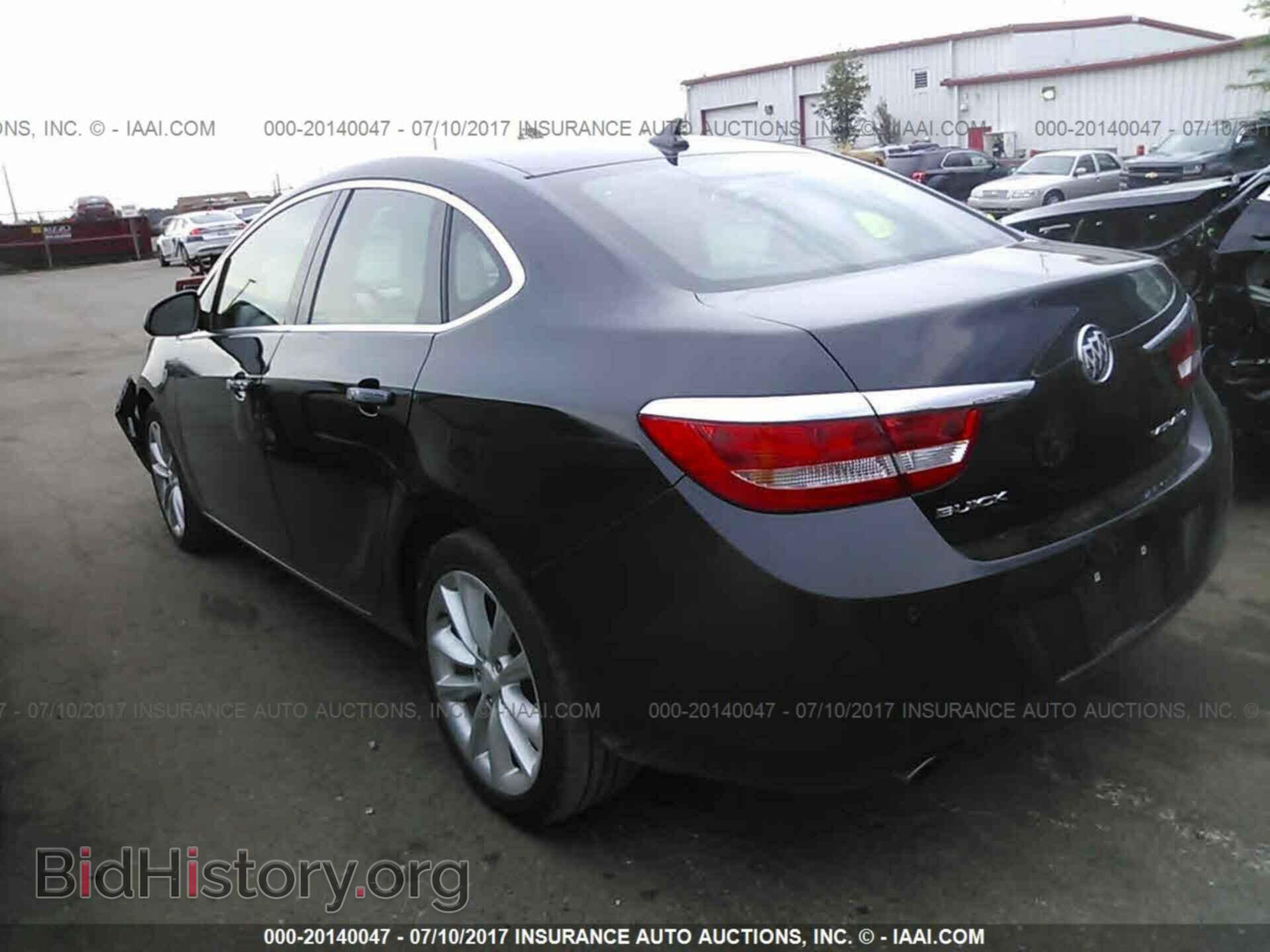 2014 Buick Verano - VIN: 1G4PR5SK8E4225021 - Photo 3