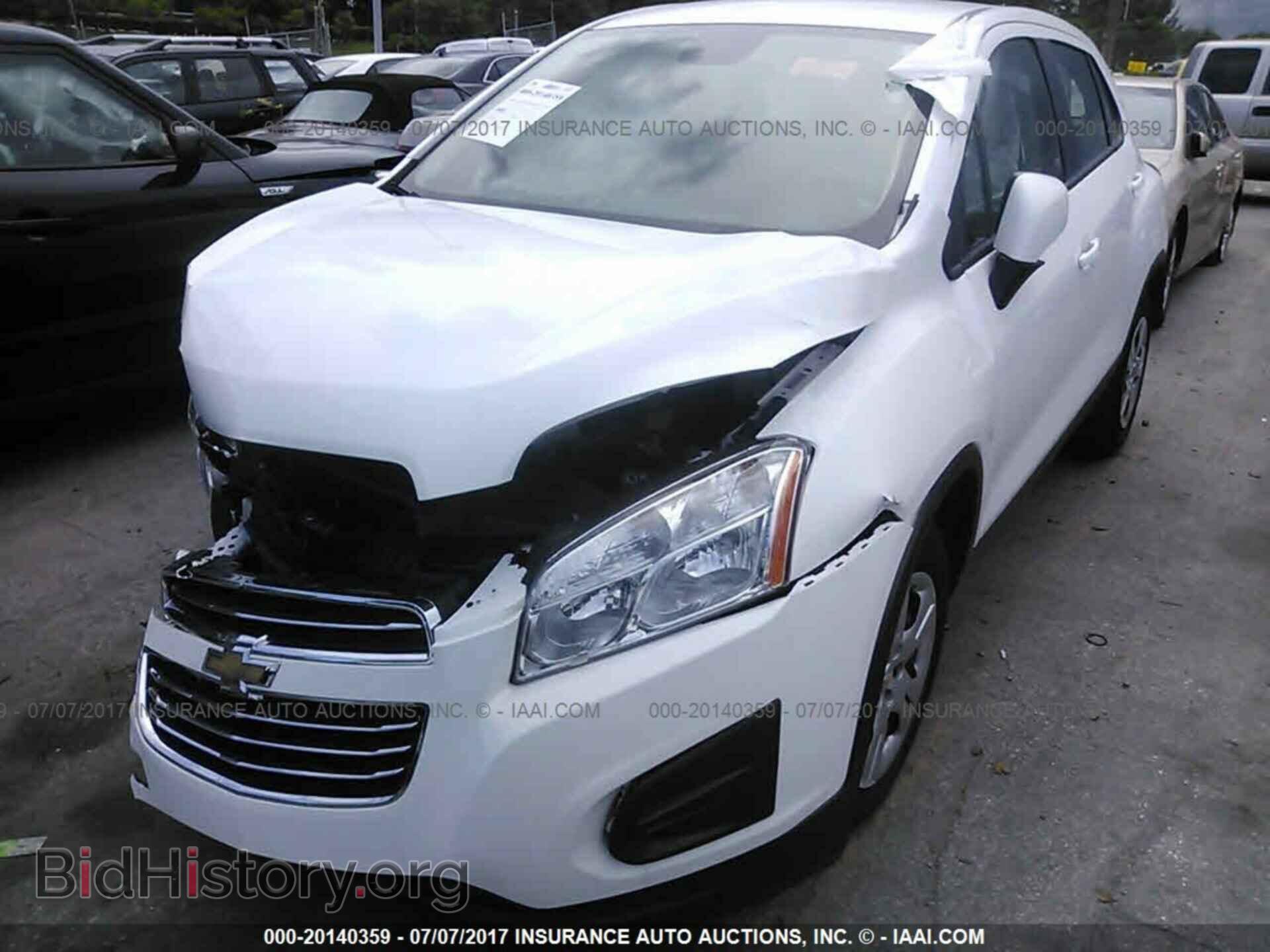 2016 Chevrolet Trax - VIN: KL7CJKSB1GB641304 - Фото 2