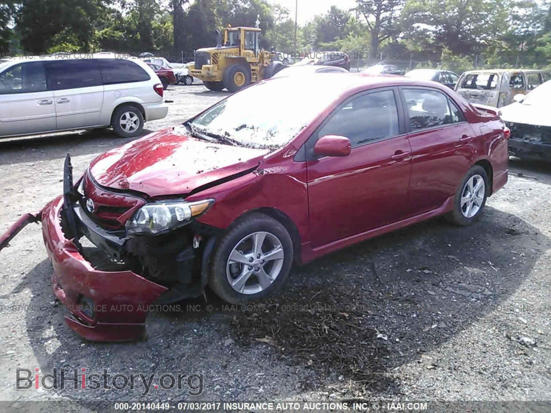 2013 Toyota Corolla - VIN: 5YFBU4EEXDP166448 - Photo 2