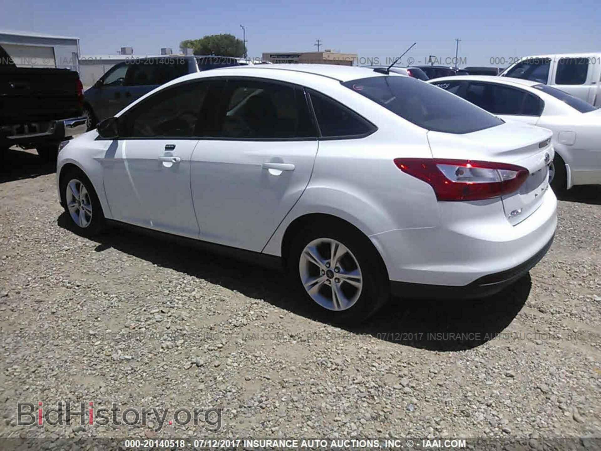 2014 Ford Focus - VIN: 1FADP3F25EL363042 - Photo 3