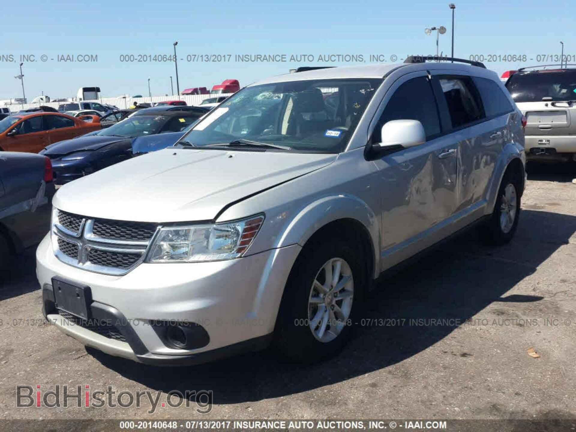 2013 Dodge Journey - VIN: 3C4PDCBG3DT600924 - Фото 2