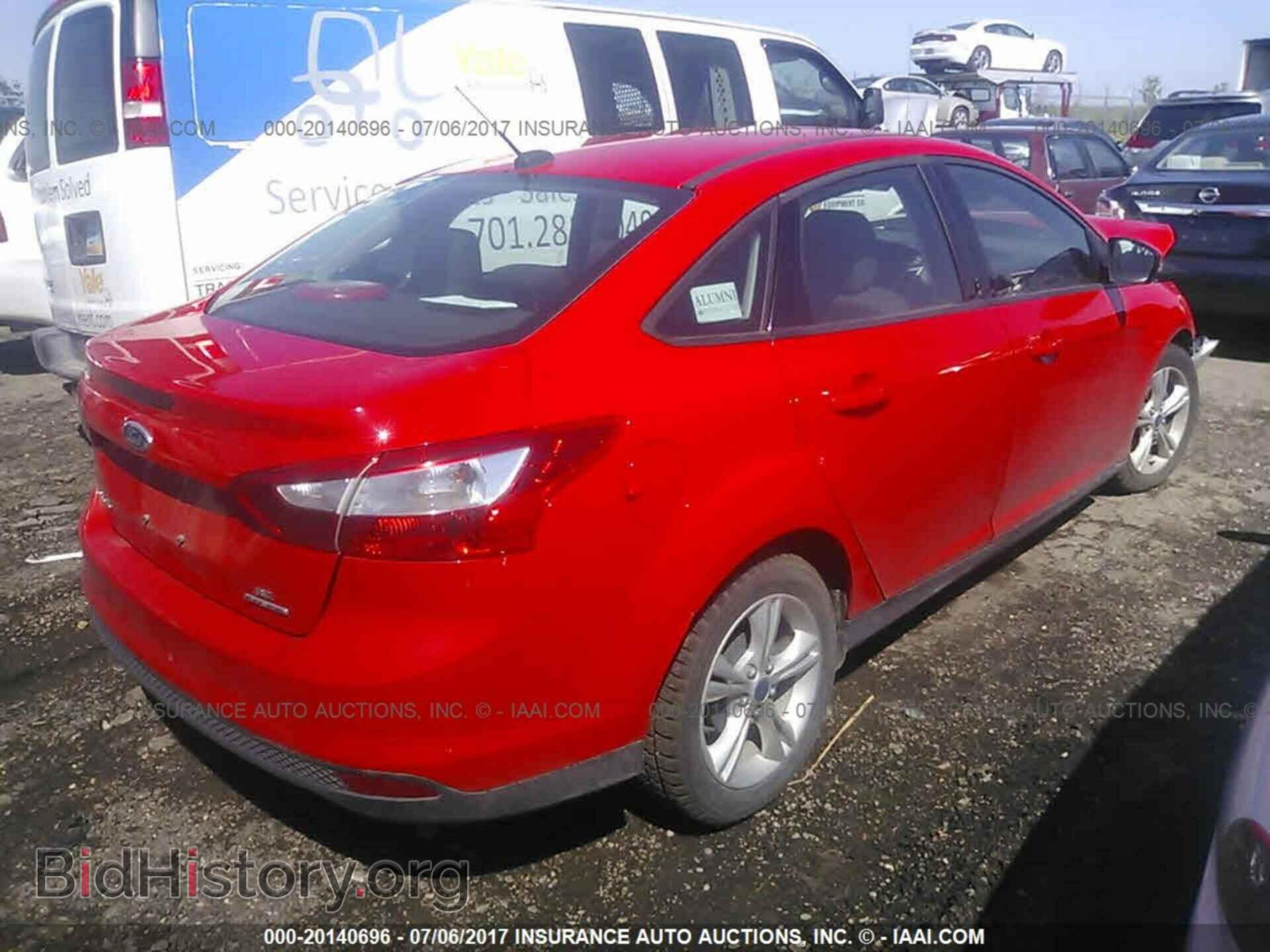 2014 Ford Focus - VIN: 1FADP3F28EL198118 - Фото 4