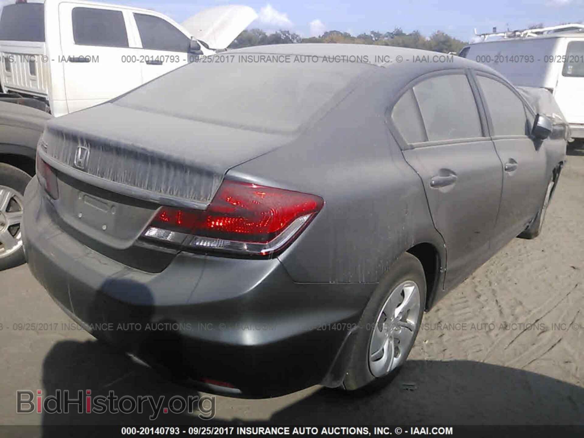 2013 Honda Civic - VIN: 19XFB2F52DE095791 - Photo 4