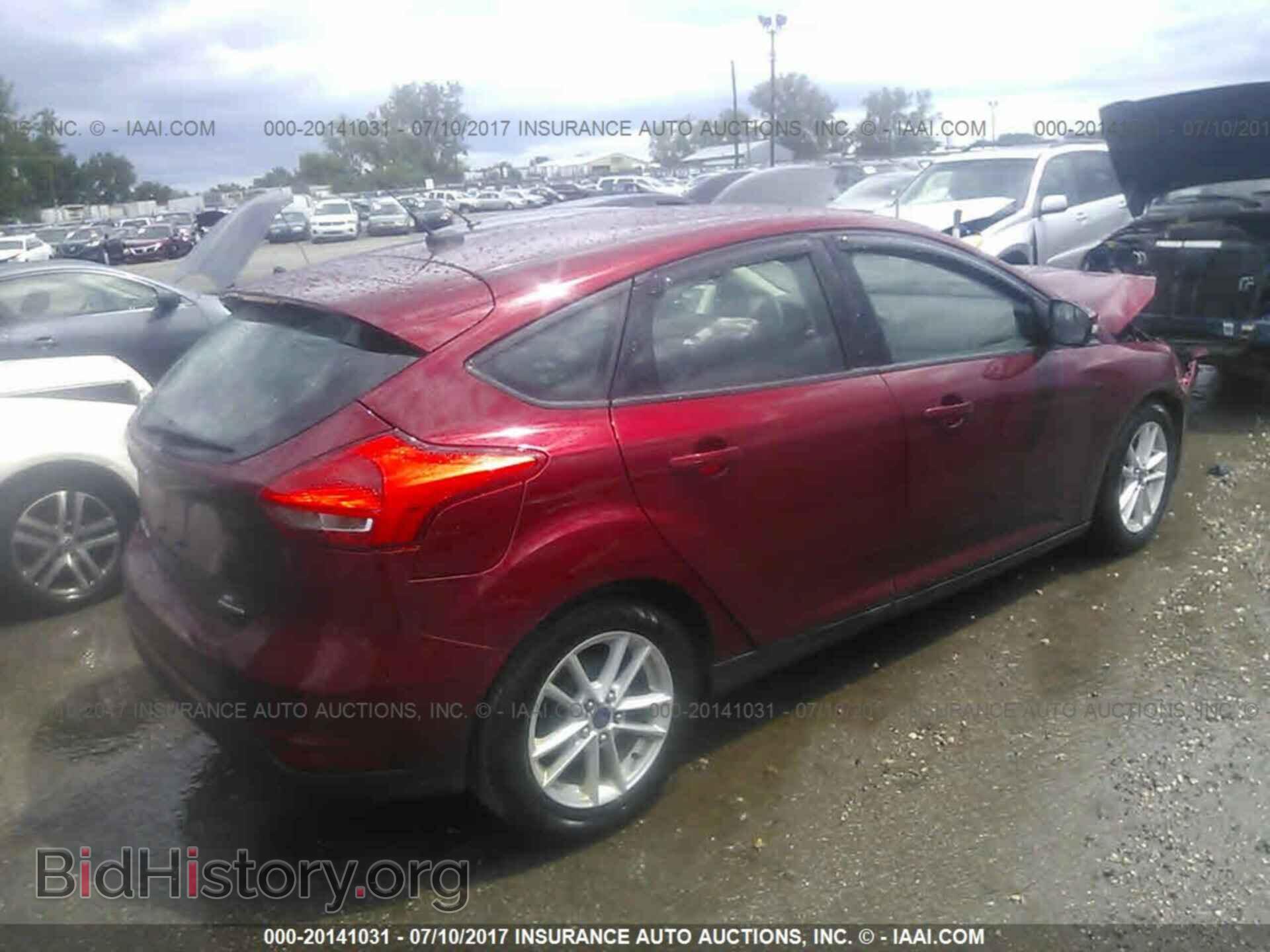 2016 Ford Focus - VIN: 1FADP3K28GL243082 - Фото 4