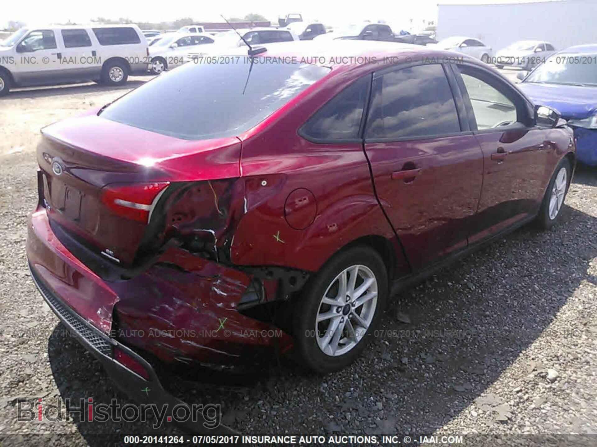 2015 Ford Focus - VIN: 1FADP3F21FL269600 - Photo 4