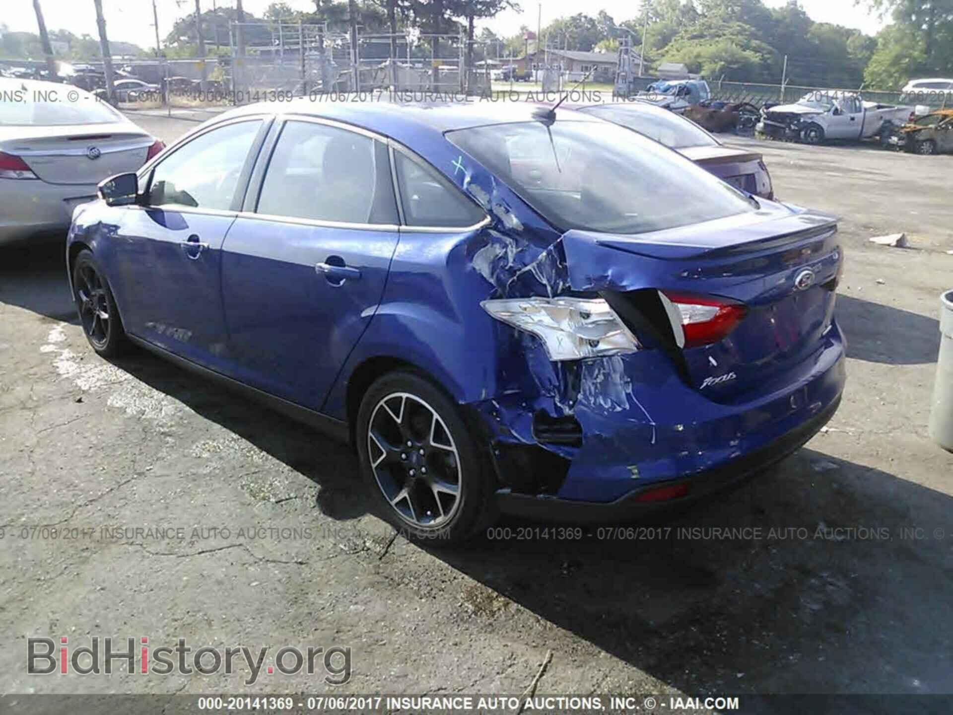 2012 Ford Focus - VIN: 1FAHP3F2XCL448618 - Photo 3