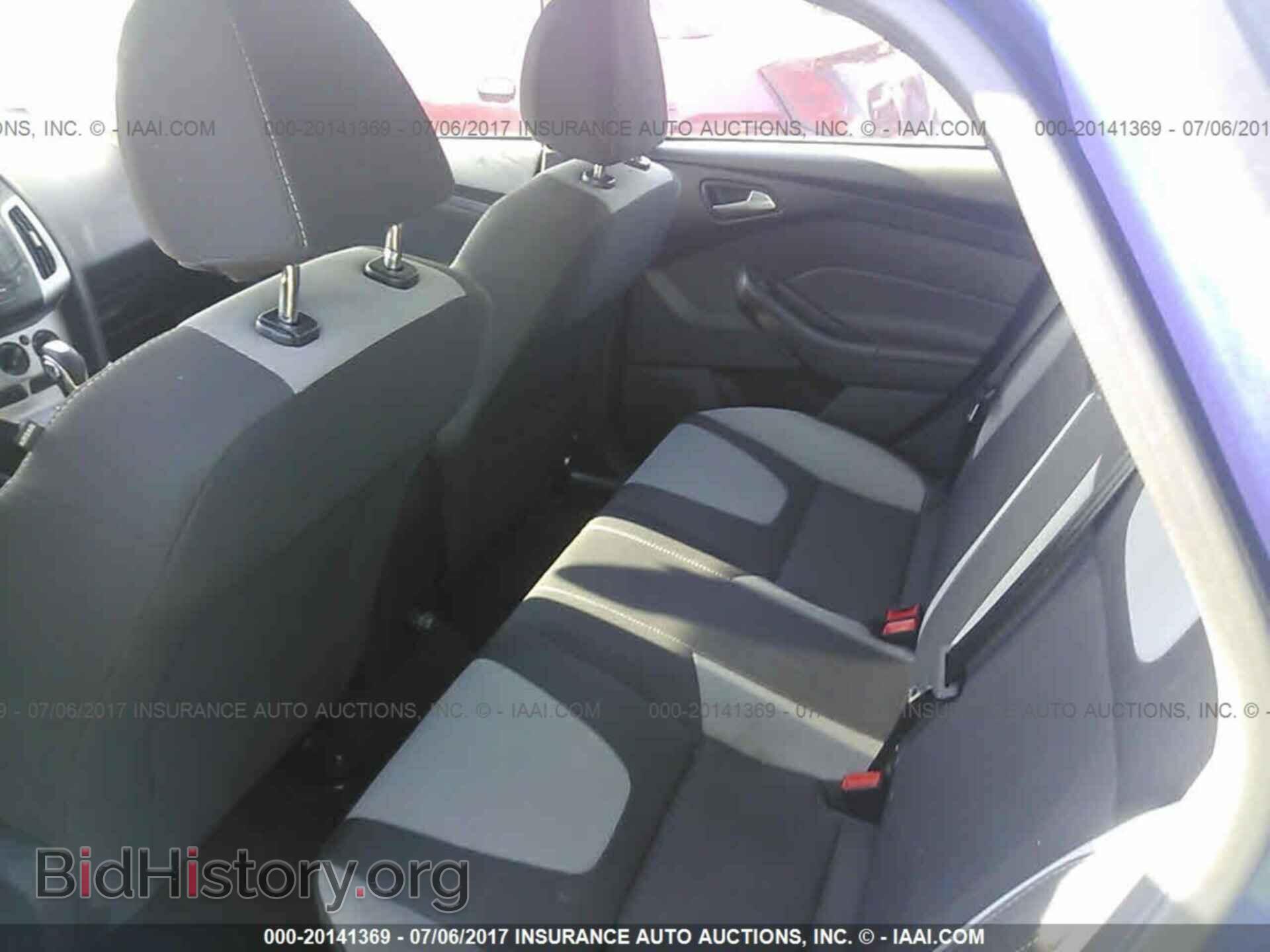 2012 Ford Focus - VIN: 1FAHP3F2XCL448618 - Photo 8