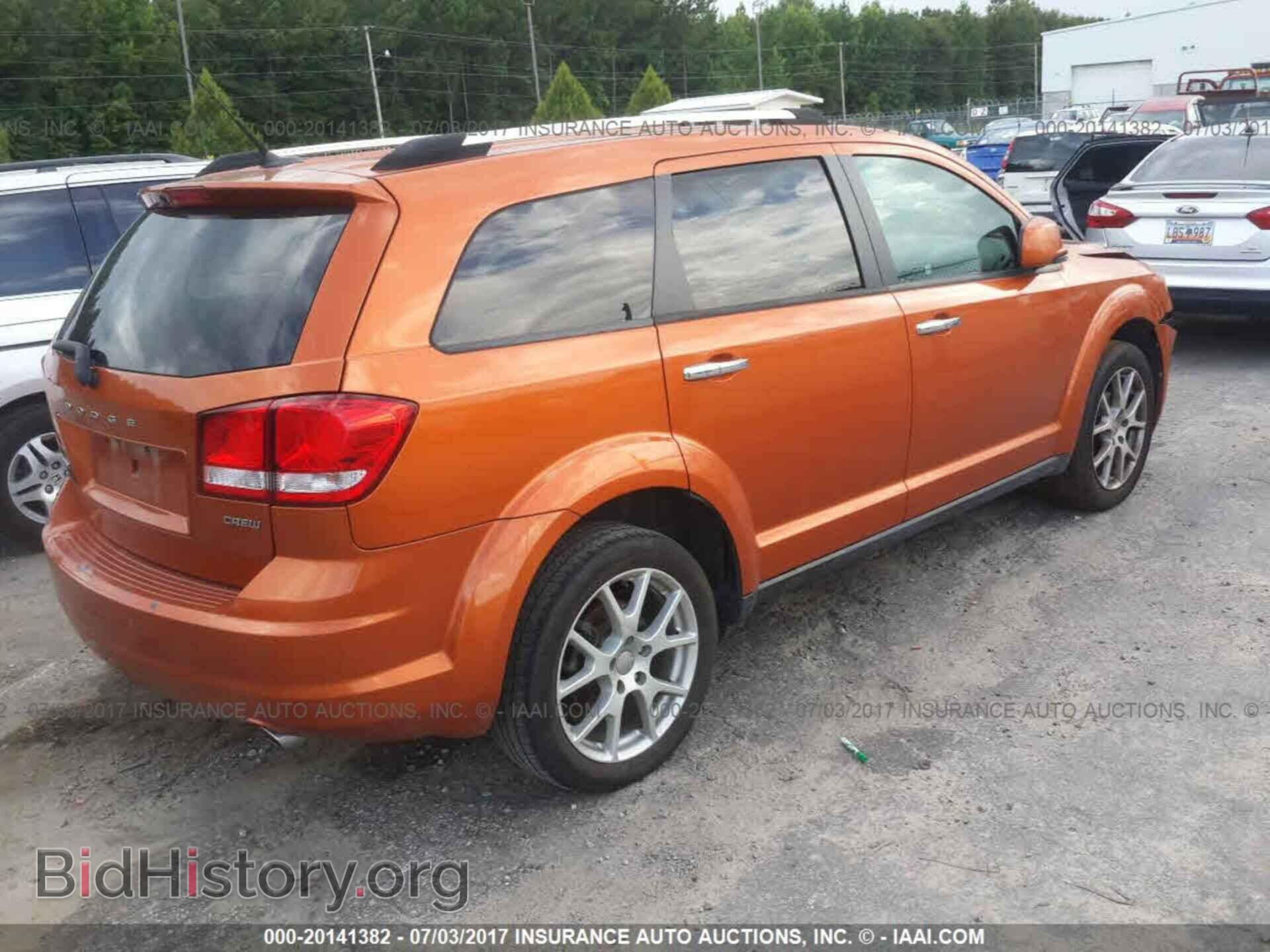 2011 Dodge Journey - VIN: 3D4PG3FGXBT516584 - Photo 4