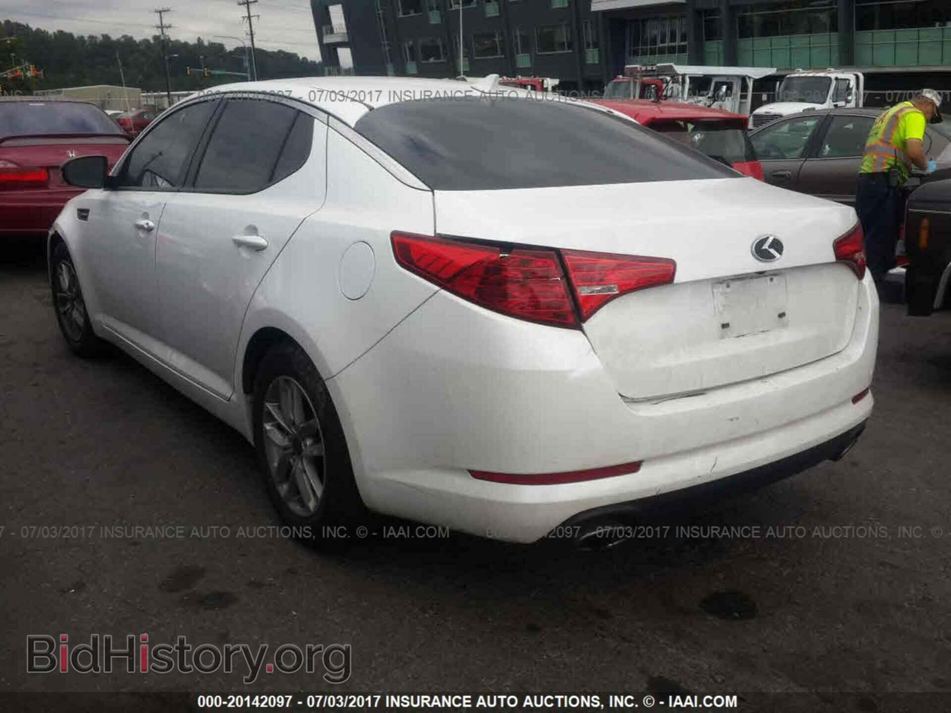 2011 Kia Optima - VIN: KNAGM4A76B5129966 - Фото 3