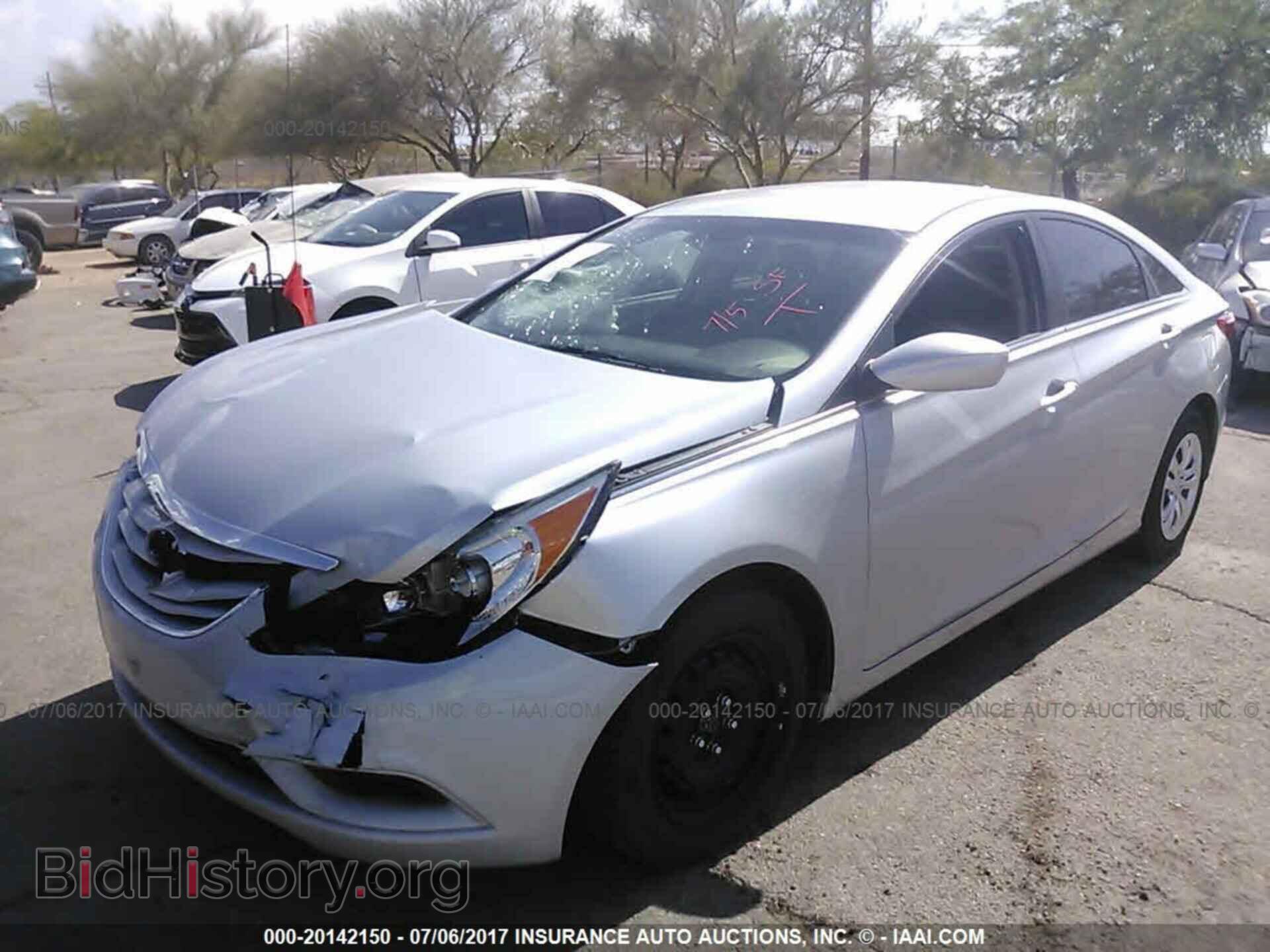 2012 Hyundai Sonata - VIN: 5NPEB4AC7CH456990 - Фото 2