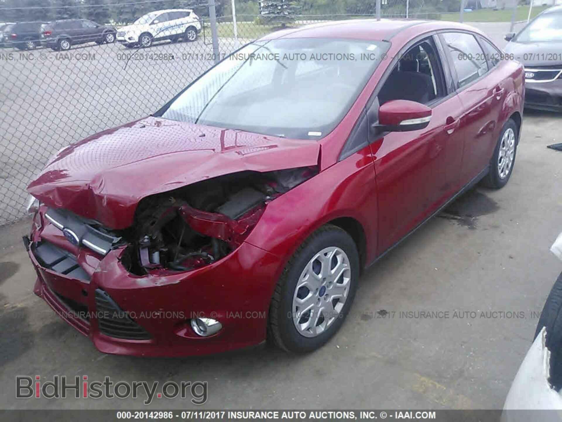 2012 Ford Focus - VIN: 1FAHP3F25CL311232 - Photo 2