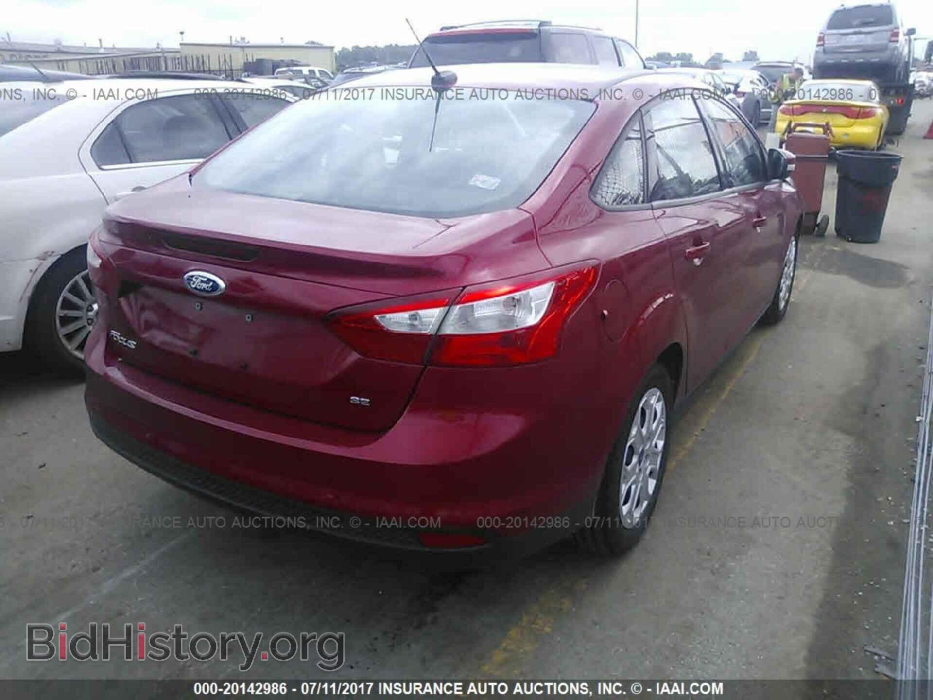 2012 Ford Focus - VIN: 1FAHP3F25CL311232 - Photo 4