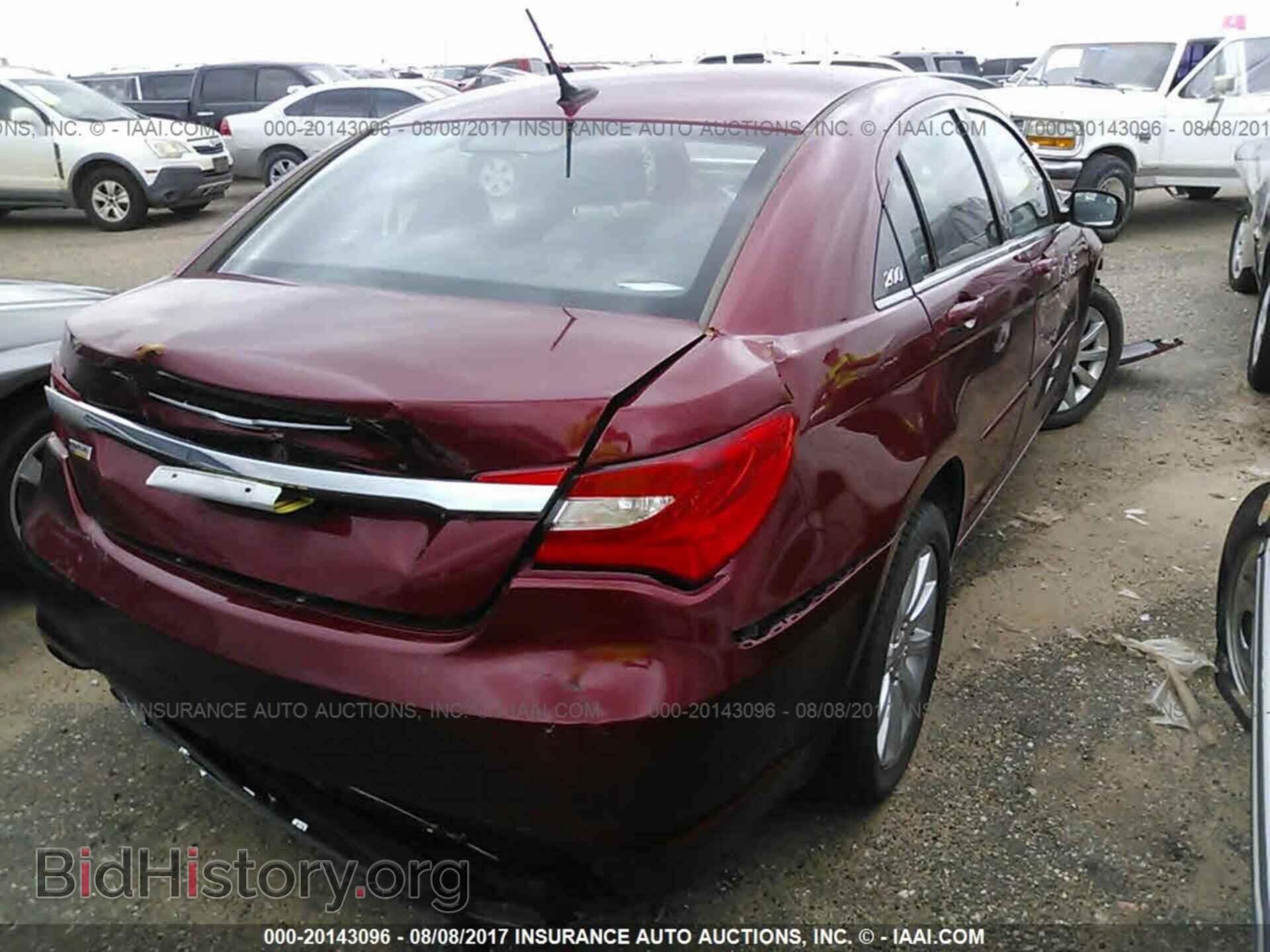 2013 Chrysler 200 - VIN: 1C3CCBBG7DN703070 - Фото 4