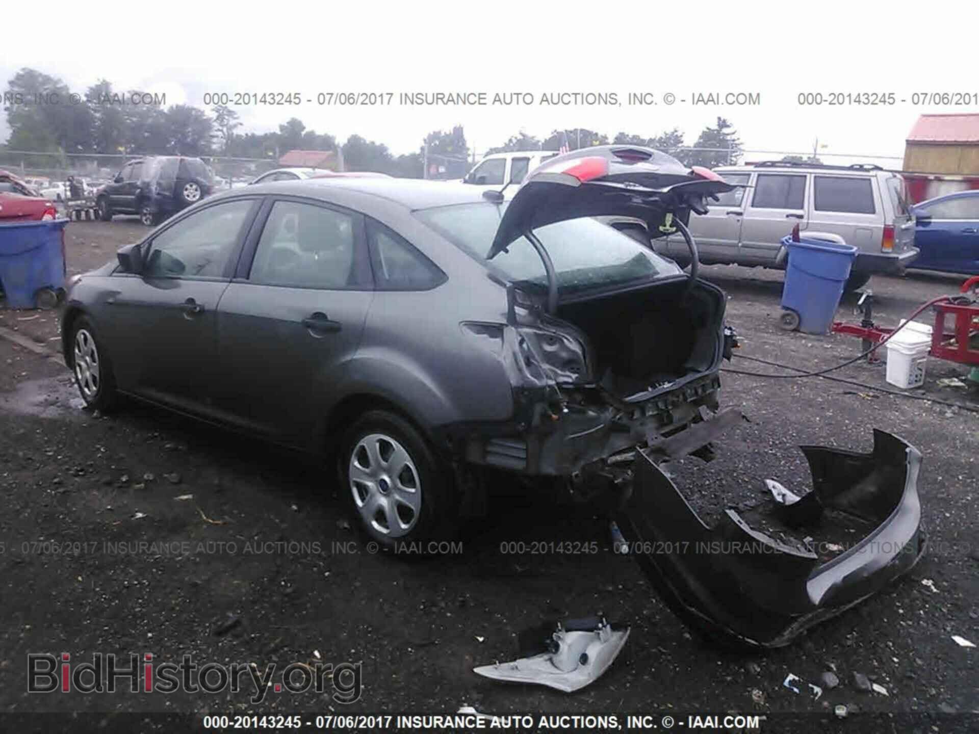 2012 Ford Focus - VIN: 1FAHP3E25CL319820 - Фото 3