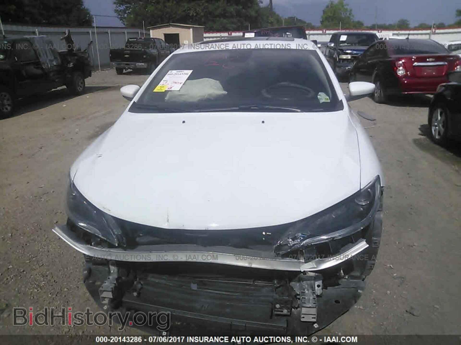 2016 Chrysler 200 - VIN: 1C3CCCAB9GN170204 - Photo 6