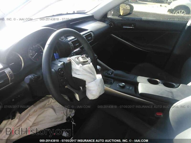 2015 Lexus IS (VIN JTHCF1D27F5018793) — фото 5 из 10