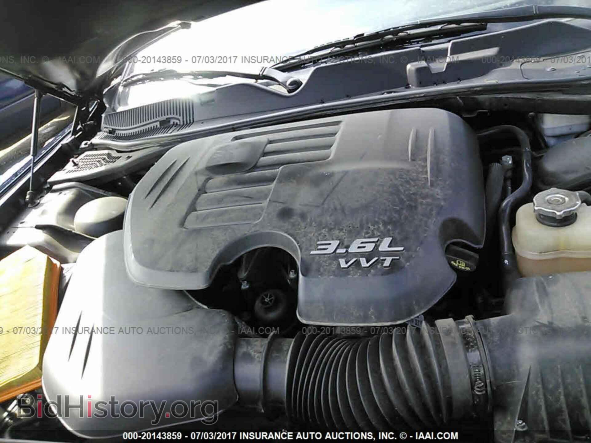 2015 Dodge Challenger - VIN: 2C3CDZAG2FH724573 - Photo 6