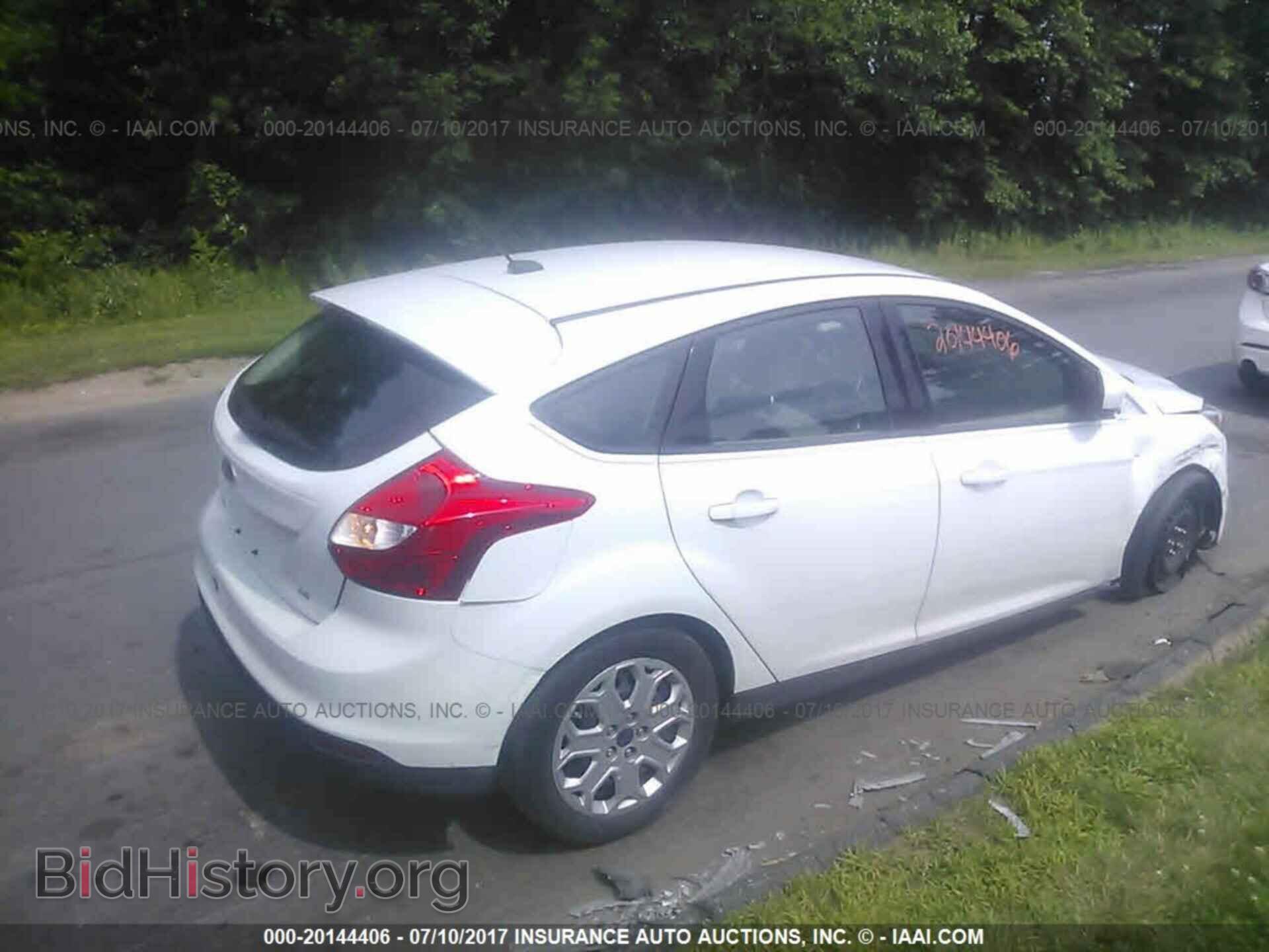 2012 Ford Focus - VIN: 1FAHP3K28CL124962 - Photo 4