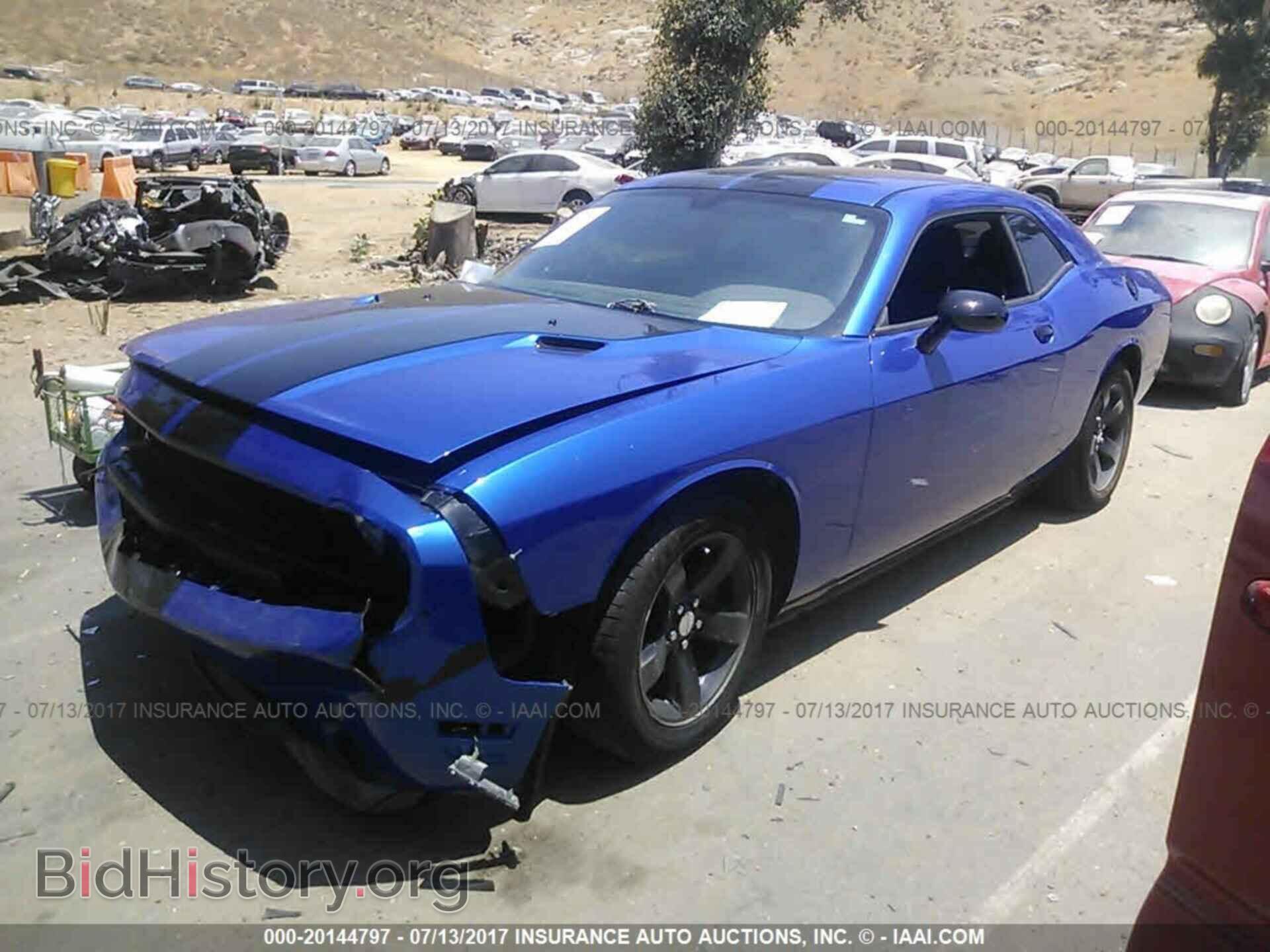 2013 Dodge Challenger - VIN: 2C3CDYAG5DH708925 - Photo 2