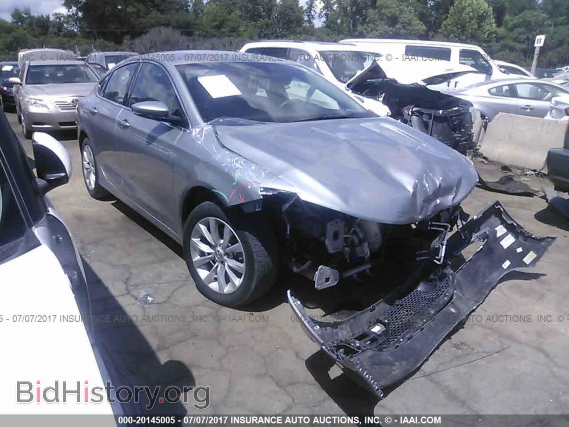 Photo 1C3CCCCB7FN574288 - Chrysler 200 2015