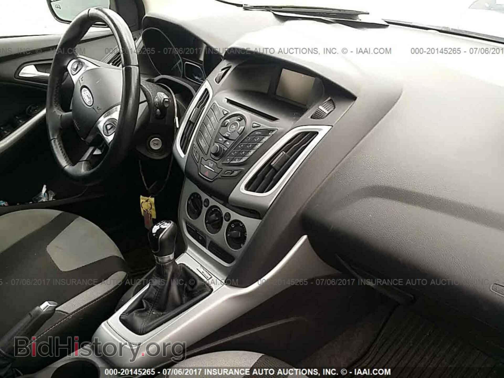 2012 Ford Focus - VIN: 1FAHP3K22CL221140 - Фото 5