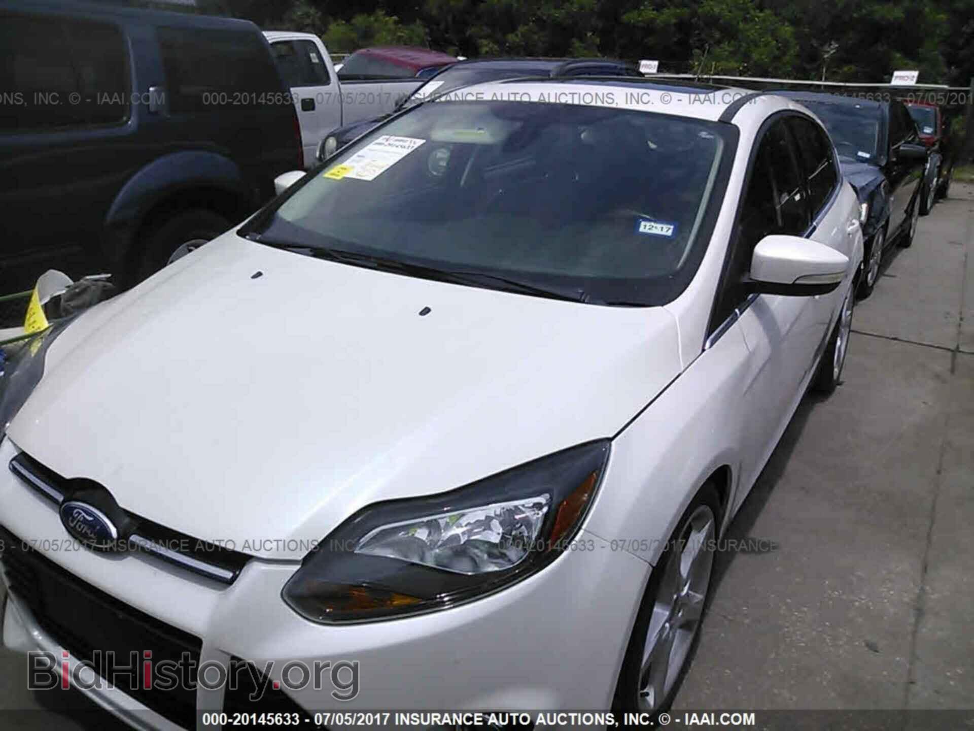 2012 Ford Focus - VIN: 1FAHP3N27CL312724 - Photo 2