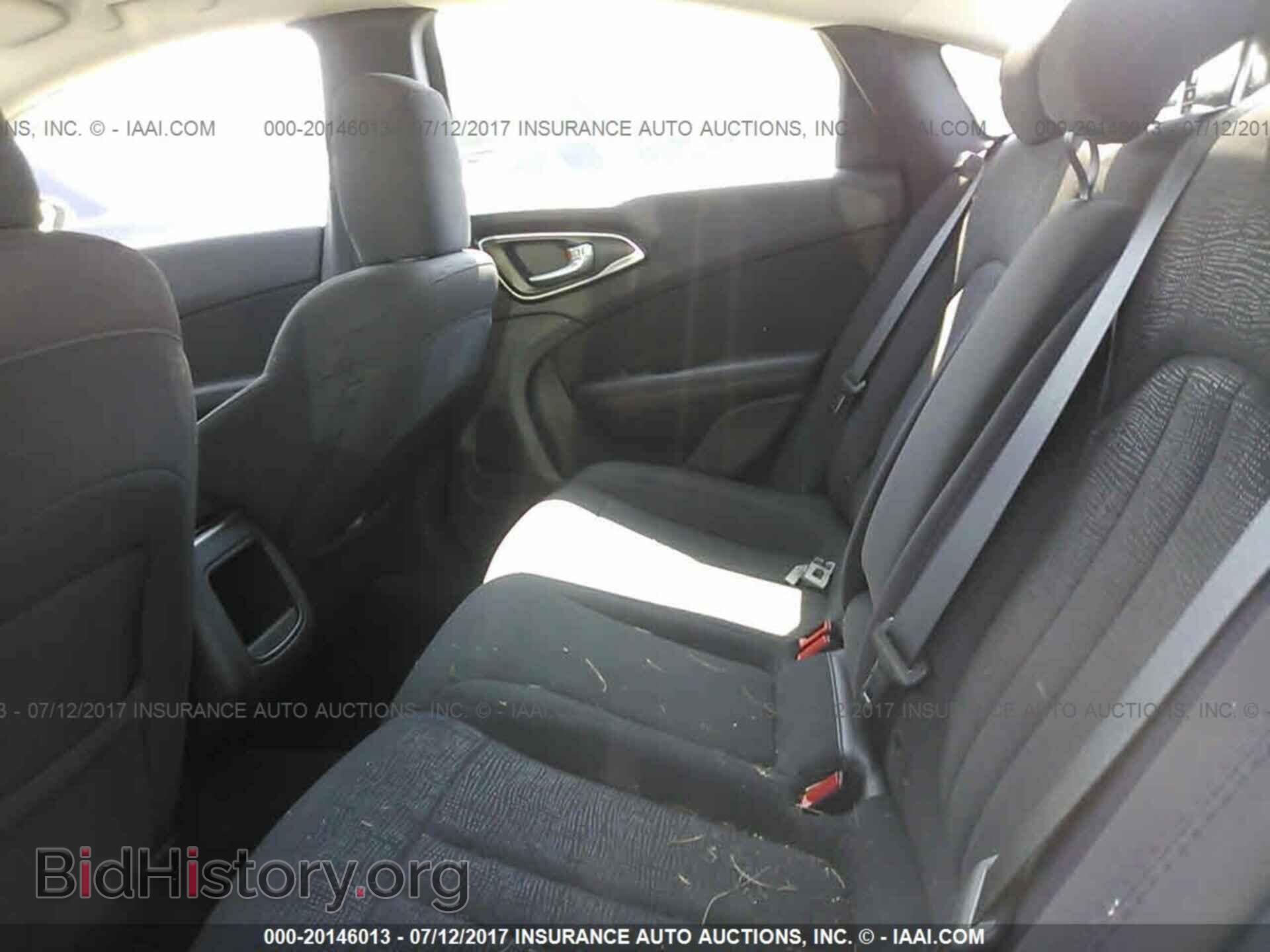 2016 Chrysler 200 - VIN: 1C3CCCAB6GN108601 - Photo 8