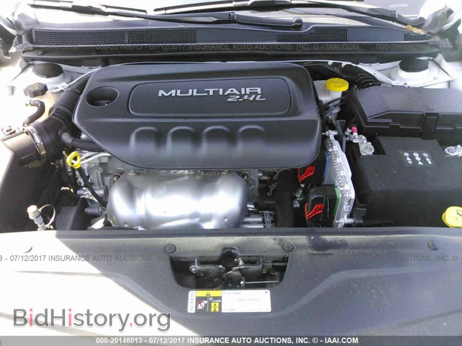 2016 Chrysler 200 - VIN: 1C3CCCAB6GN108601 - Photo 10