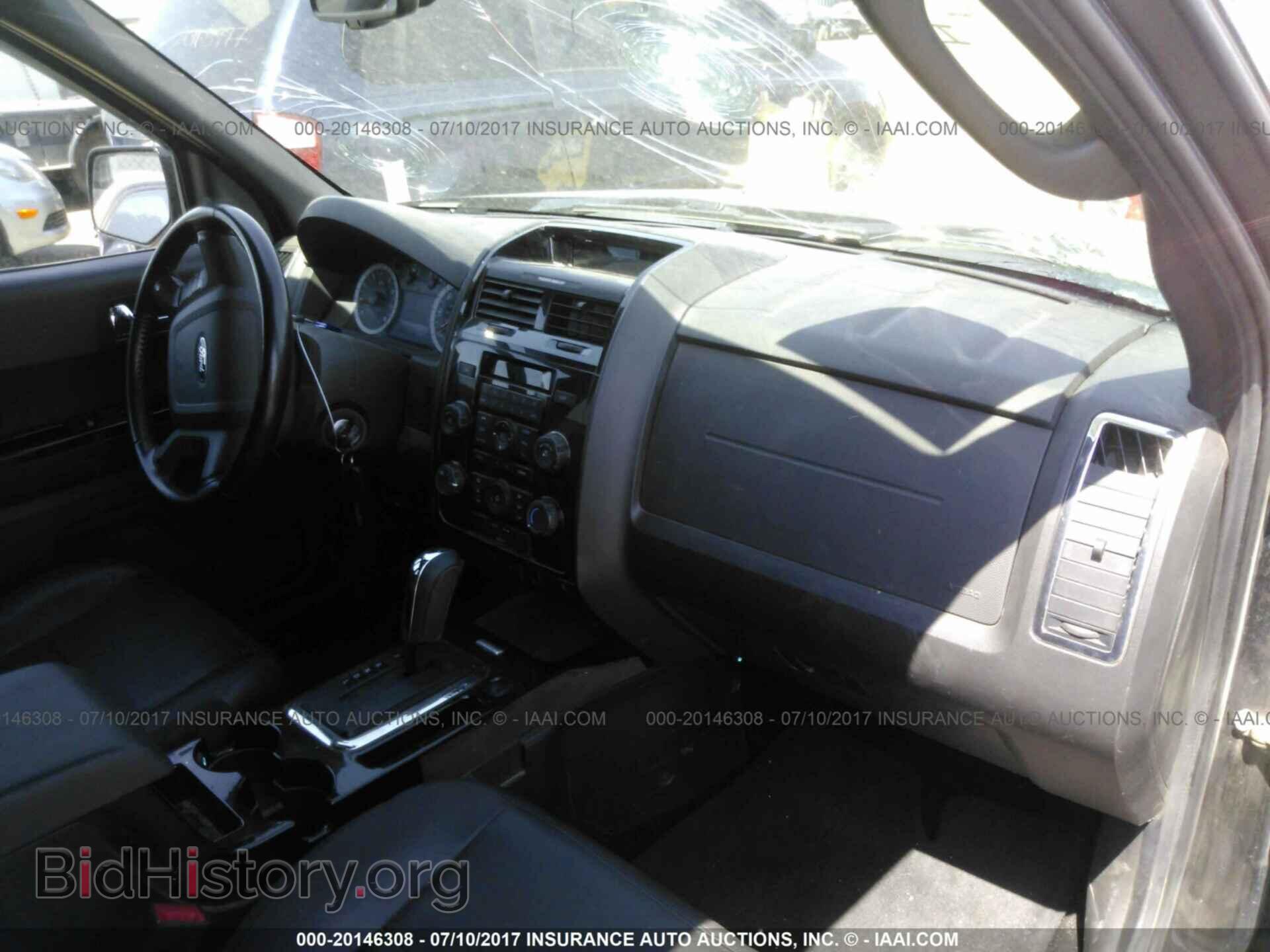 2011 Ford Escape - VIN: 1FMCU0D77BKC17556 - Photo 5