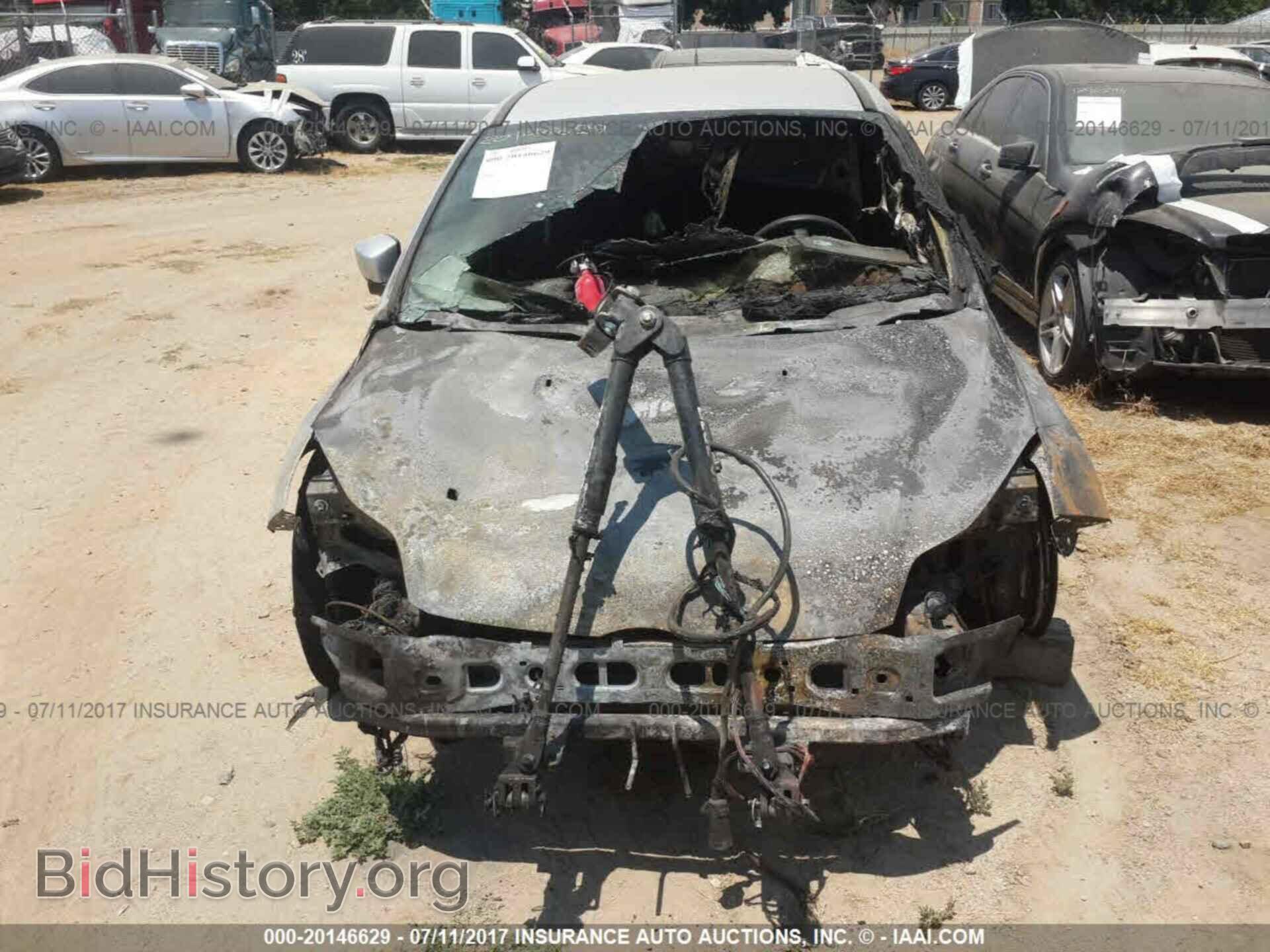 2012 Ford Focus - VIN: 1FAHP3H26CL388043 - Photo 6