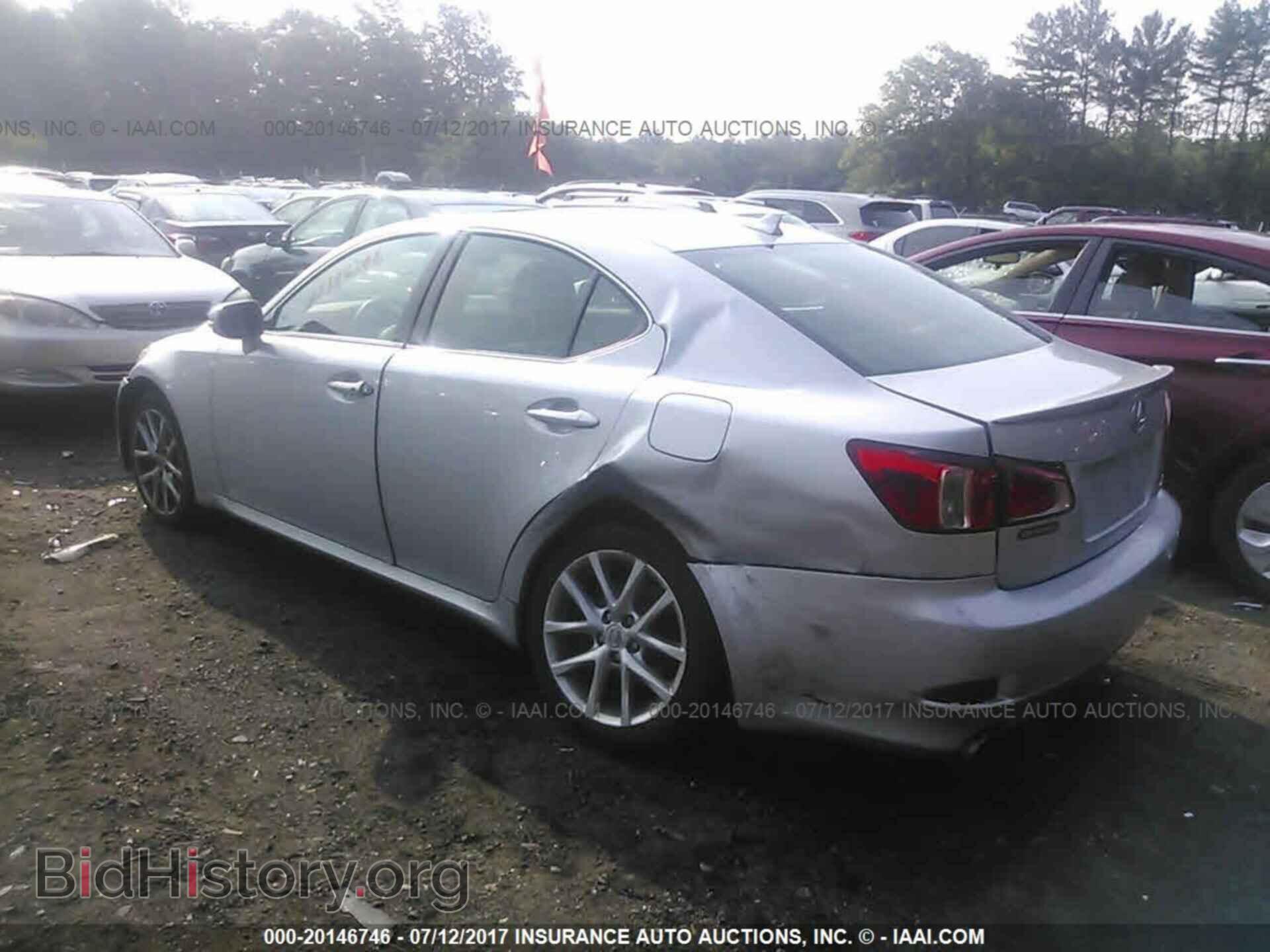 2011 Lexus Is - VIN: JTHCF5C21B5045927 - Photo 3